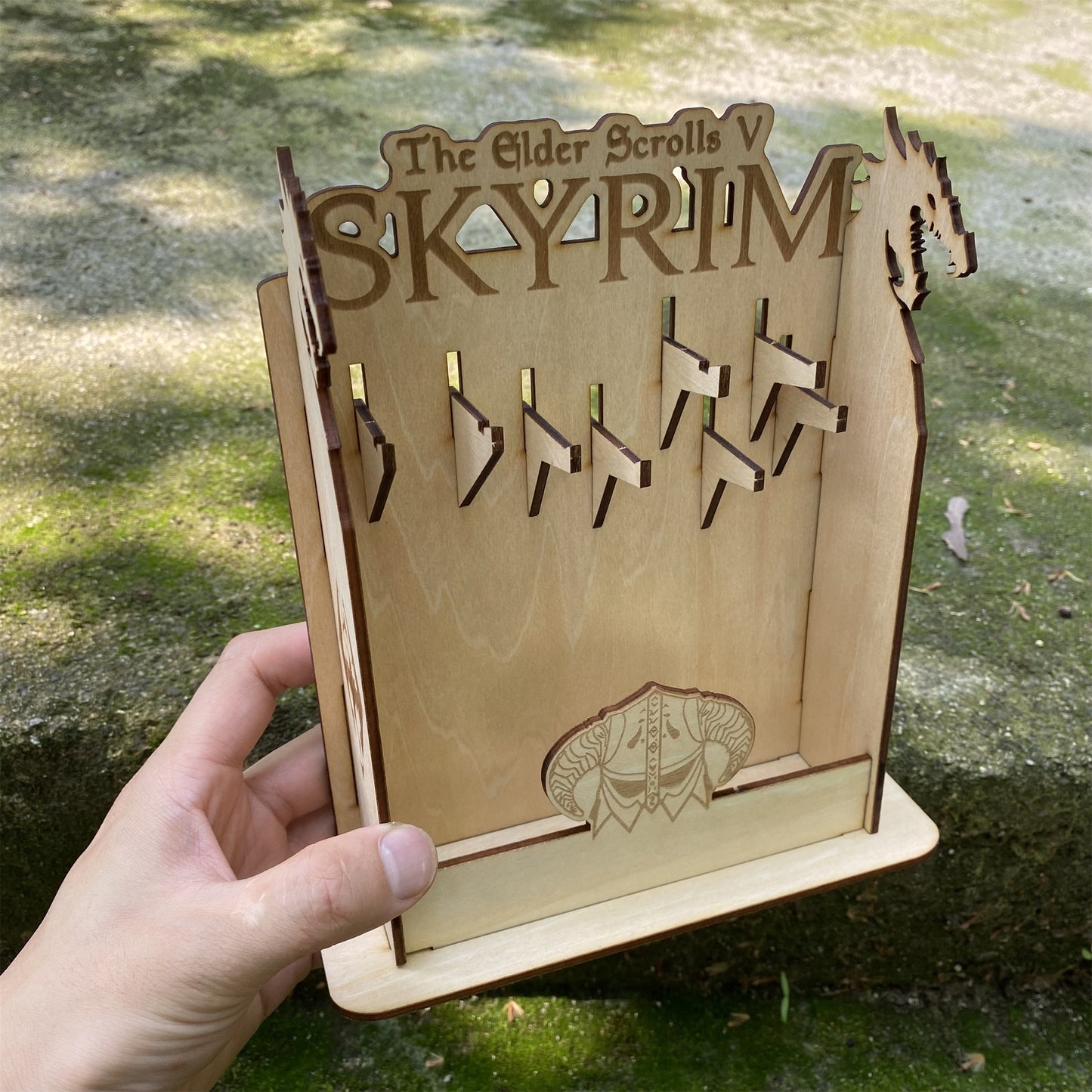 Skyrim Daedric Weapons 4 In 1 Pack With Wooden Stand
