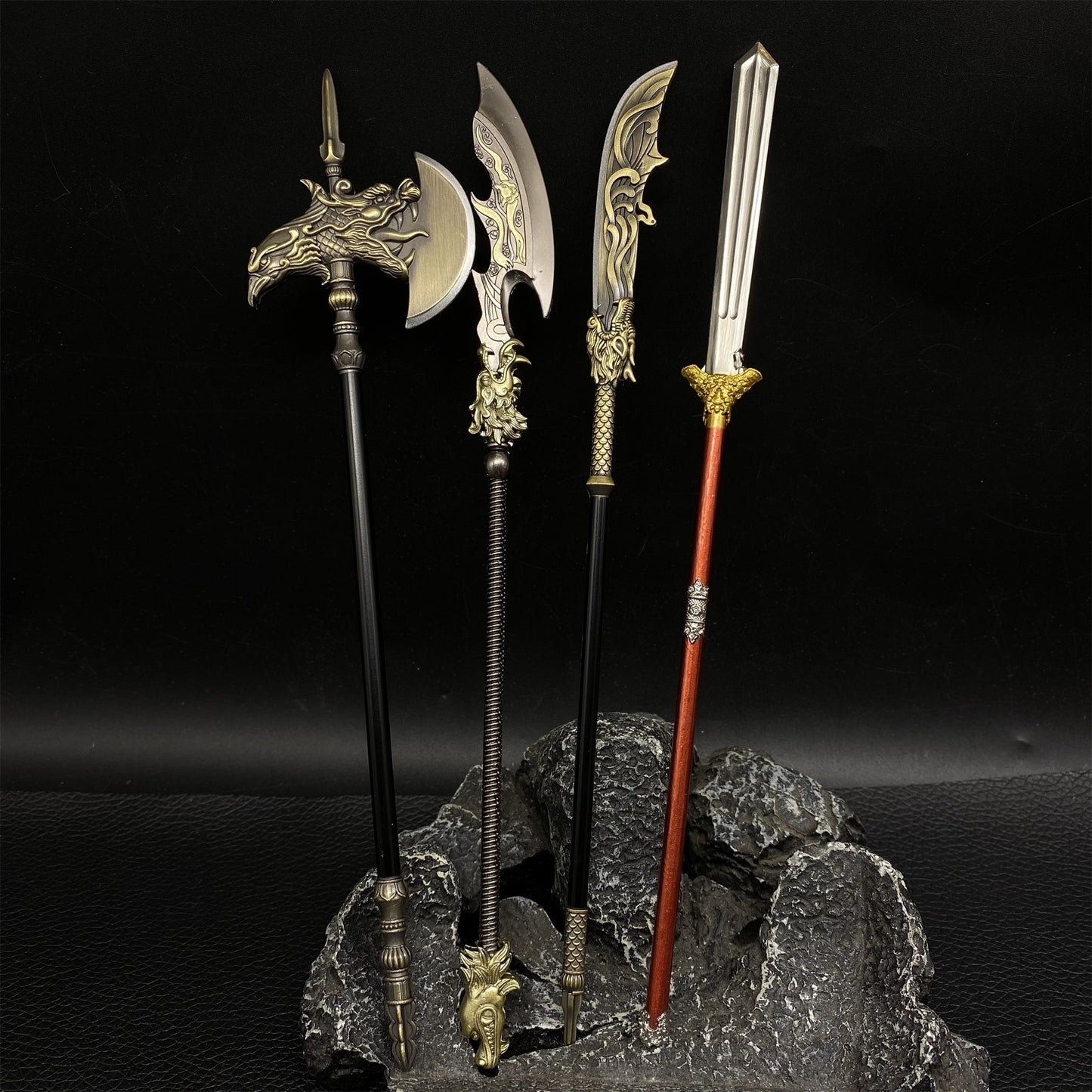 Ancient Long Handle Weapon Axe Spear Halberd Miniature 4 in 1 Pack