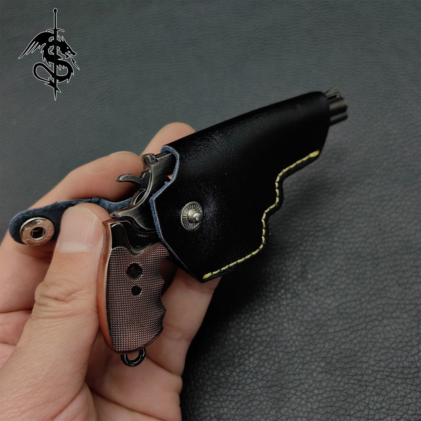 World Famous Tiny Gun Bison Revolver Metal Replica
