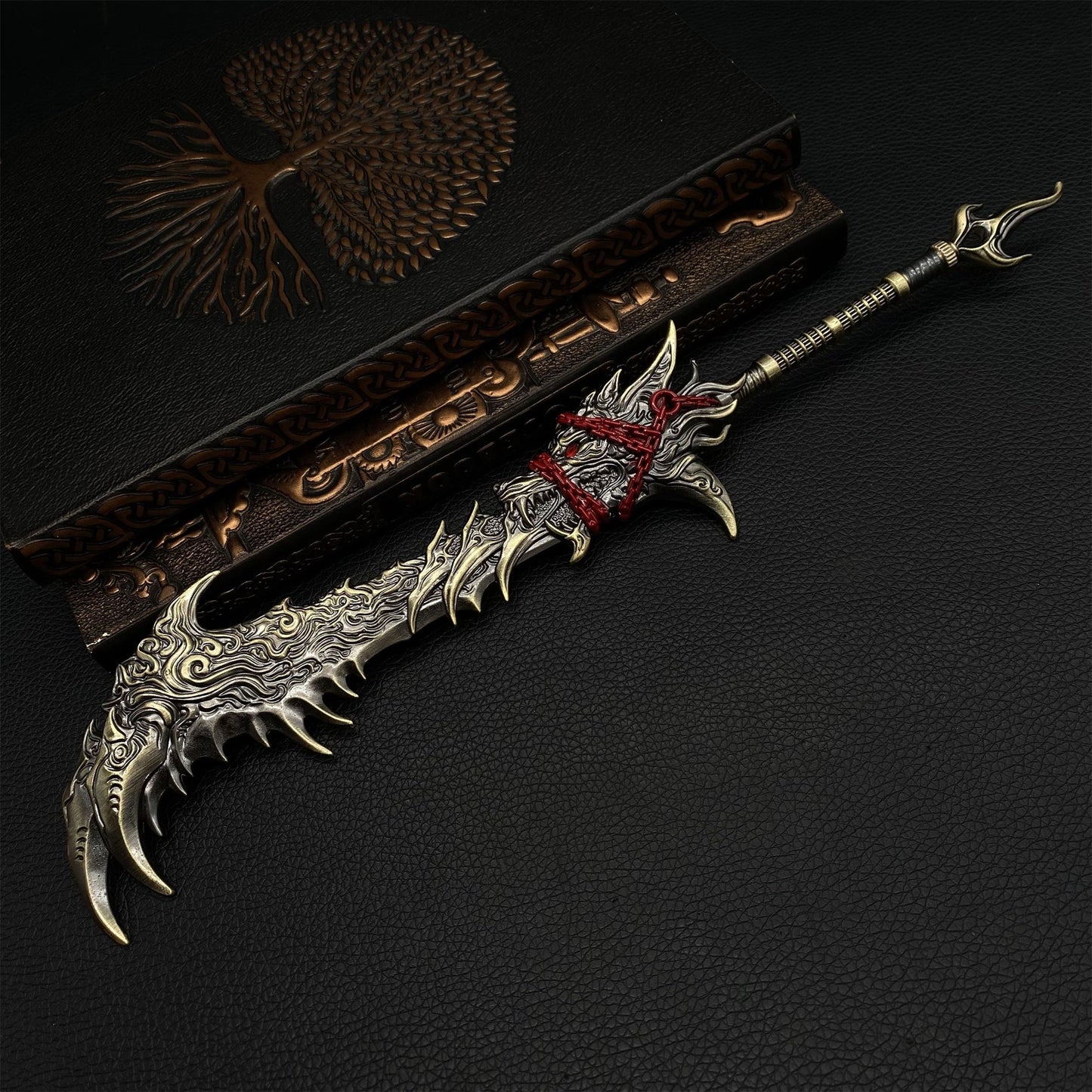 Metal Broad Wolf Lord Sword Metal Craft Weapon Replica