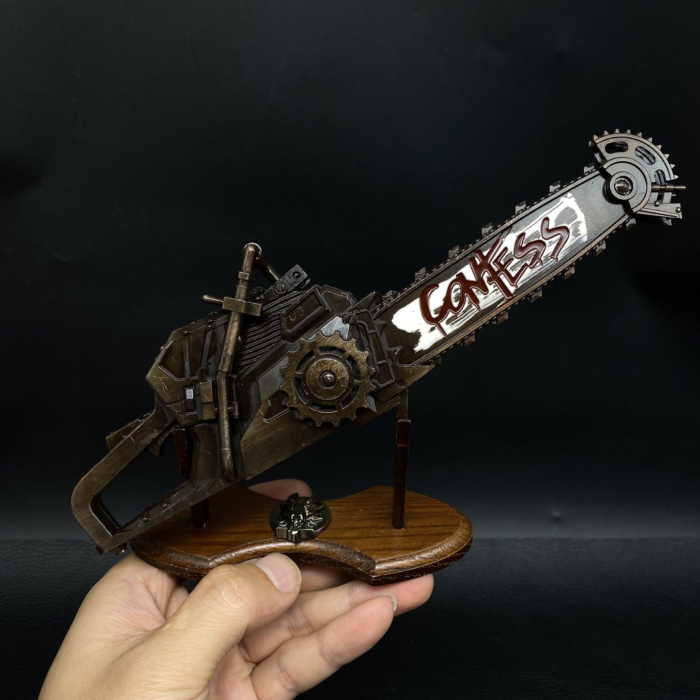 DF Game Two Handed Chainsaw Weapon Metal Replica