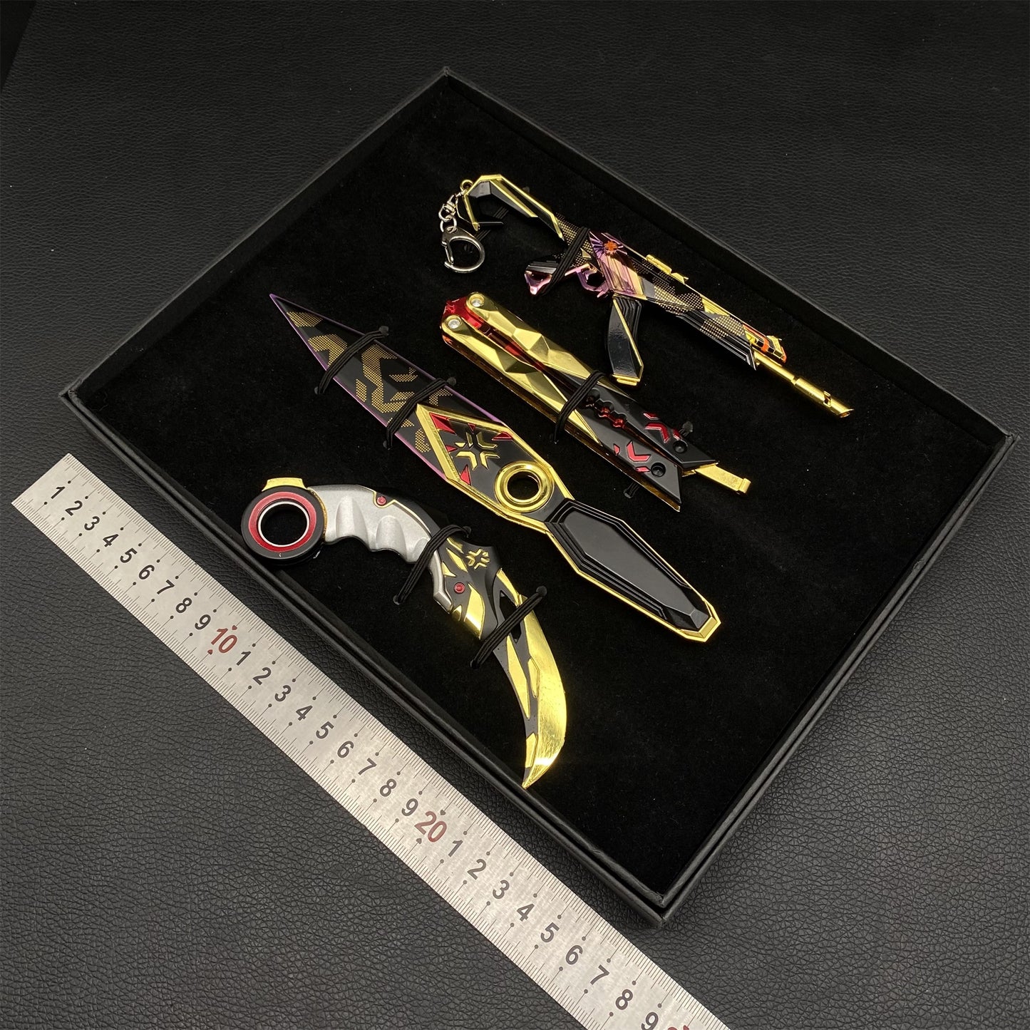 Champions Skin Gift Box Metal Replica Cool 4 In 1 Gift Box