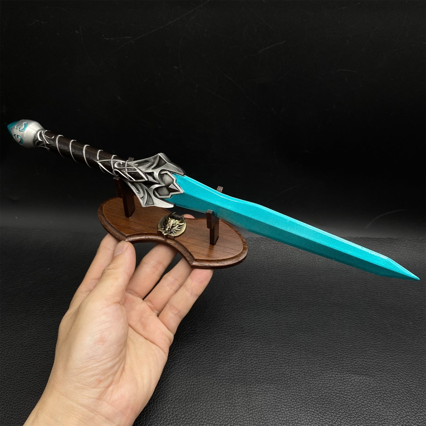 1/3 Chillrend Sword Metal Replica
