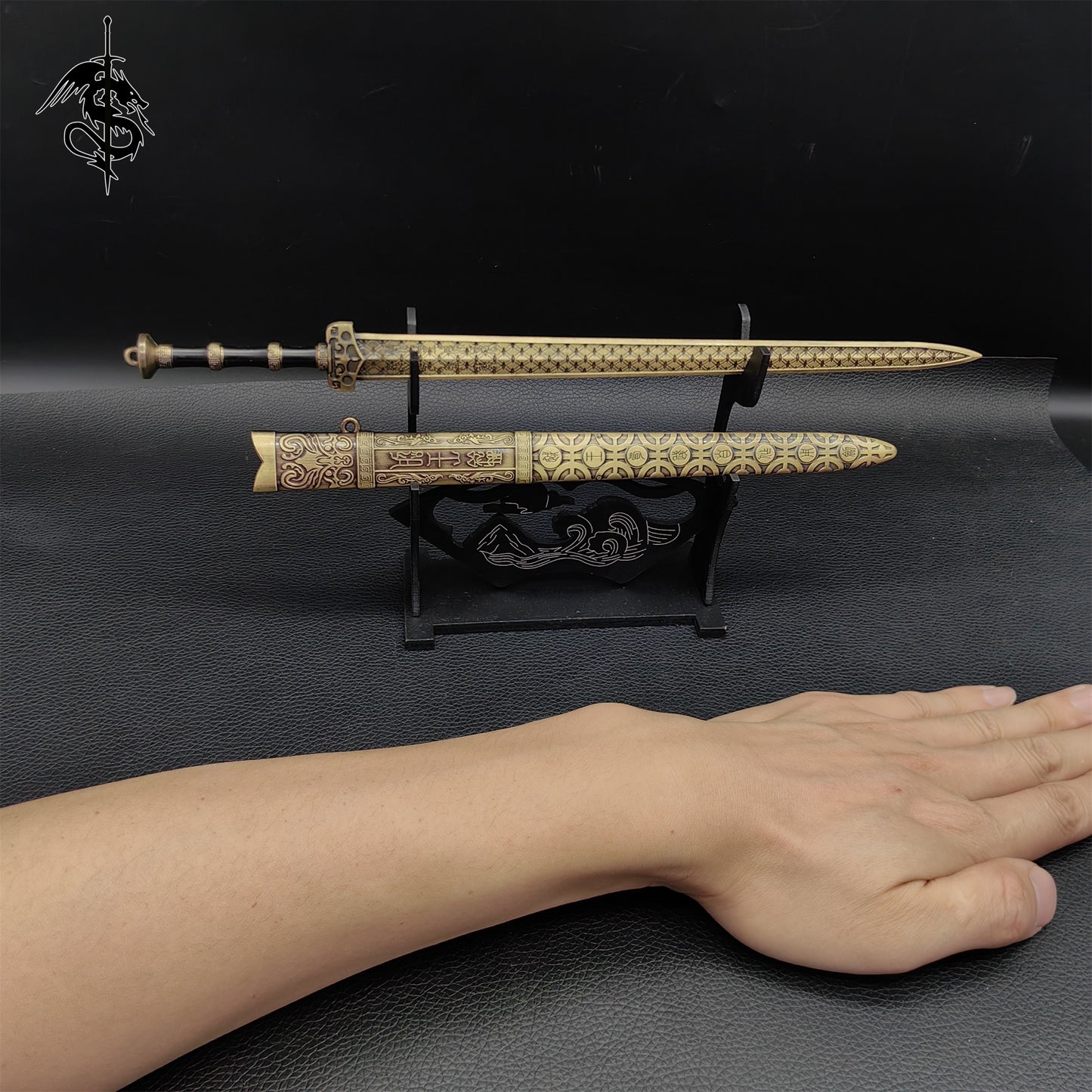 Ancient Chinese Coldweapon 11.8'' Metal Replica