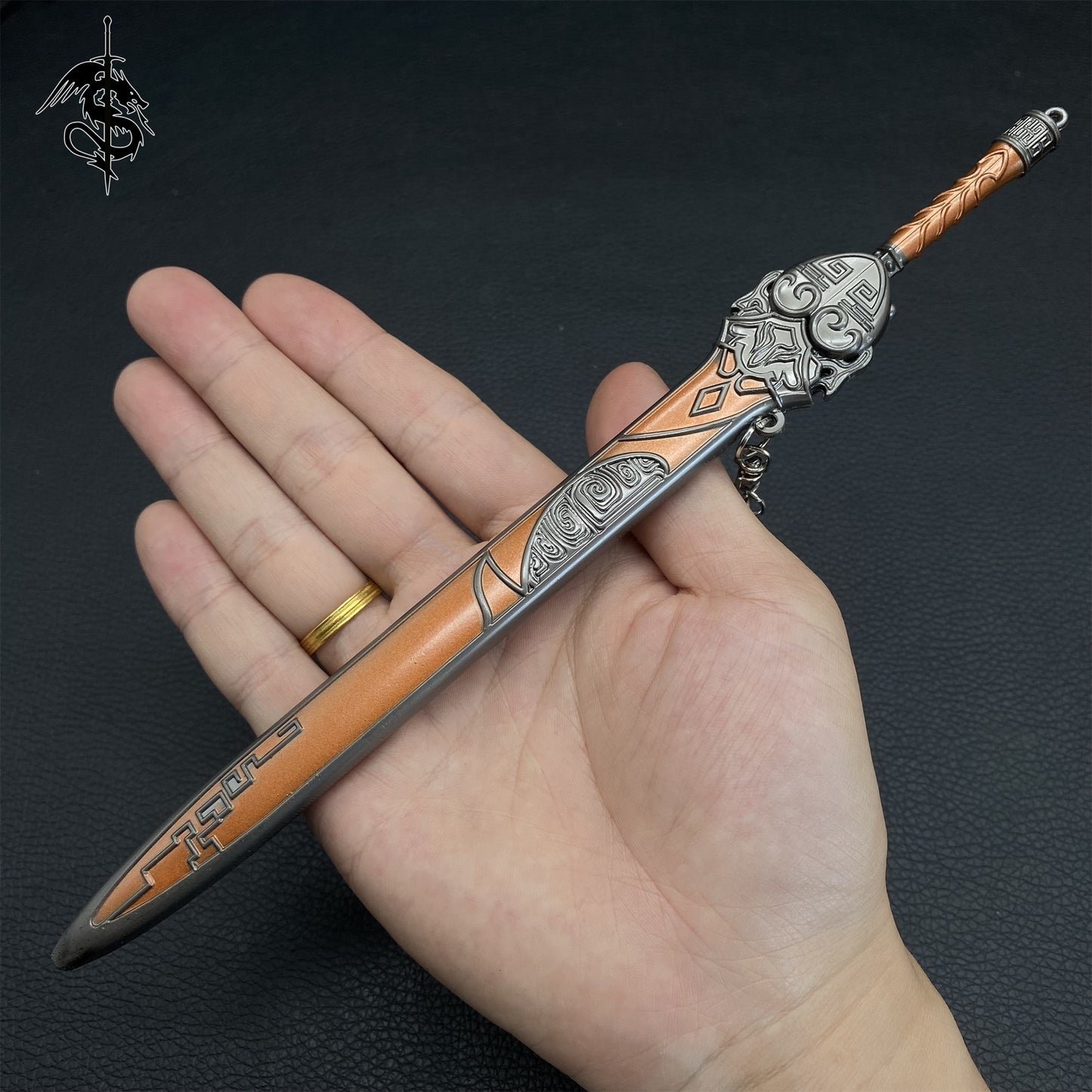 The Legend of Qin Weapon Metal Cicada Sword