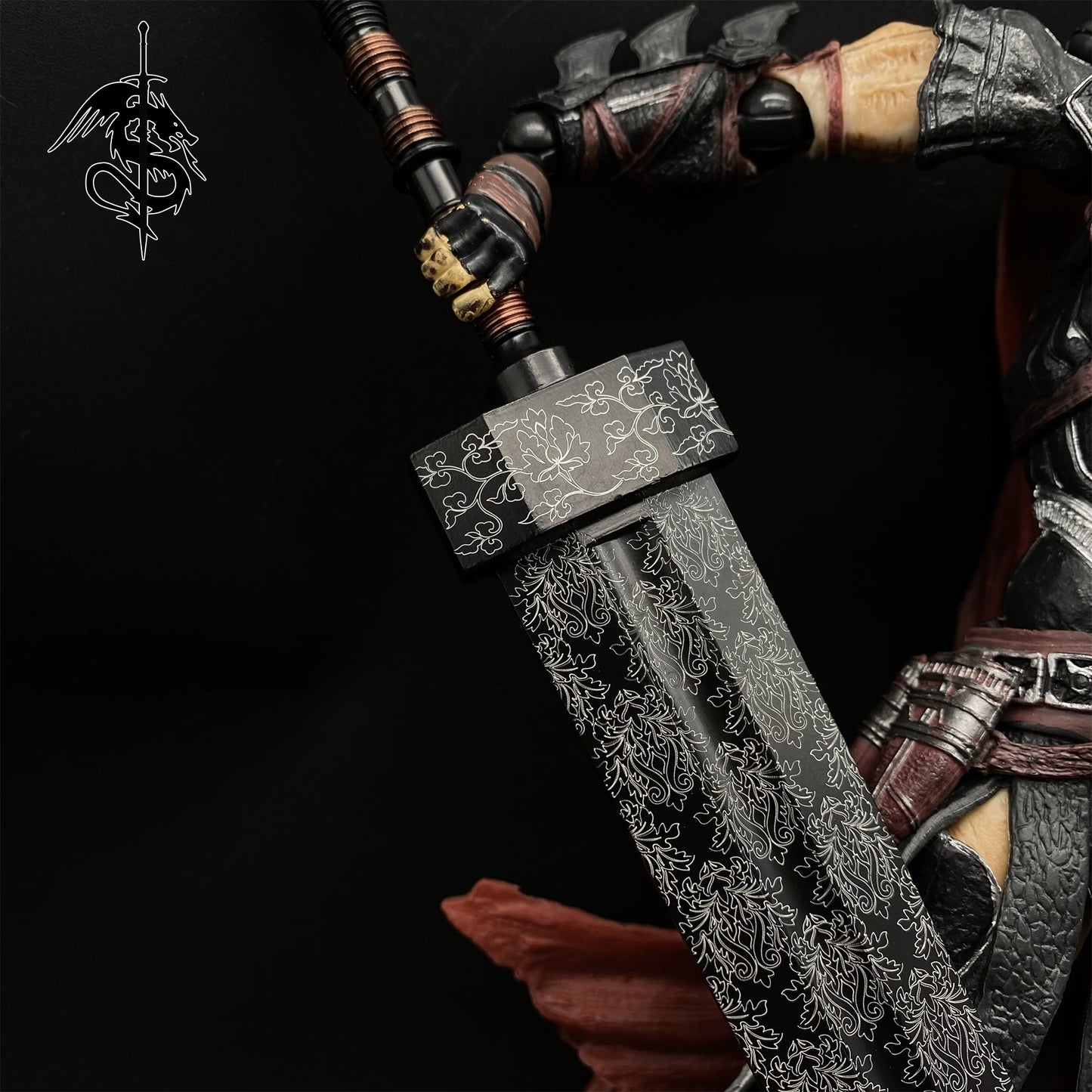 ER Black Classical Greatsword 11.8'' Metal Replica