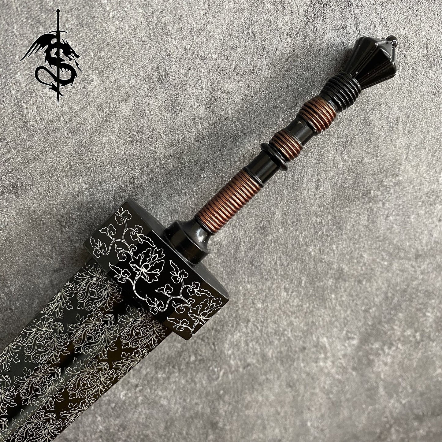 ER Black Classical Greatsword 11.8'' Metal Replica