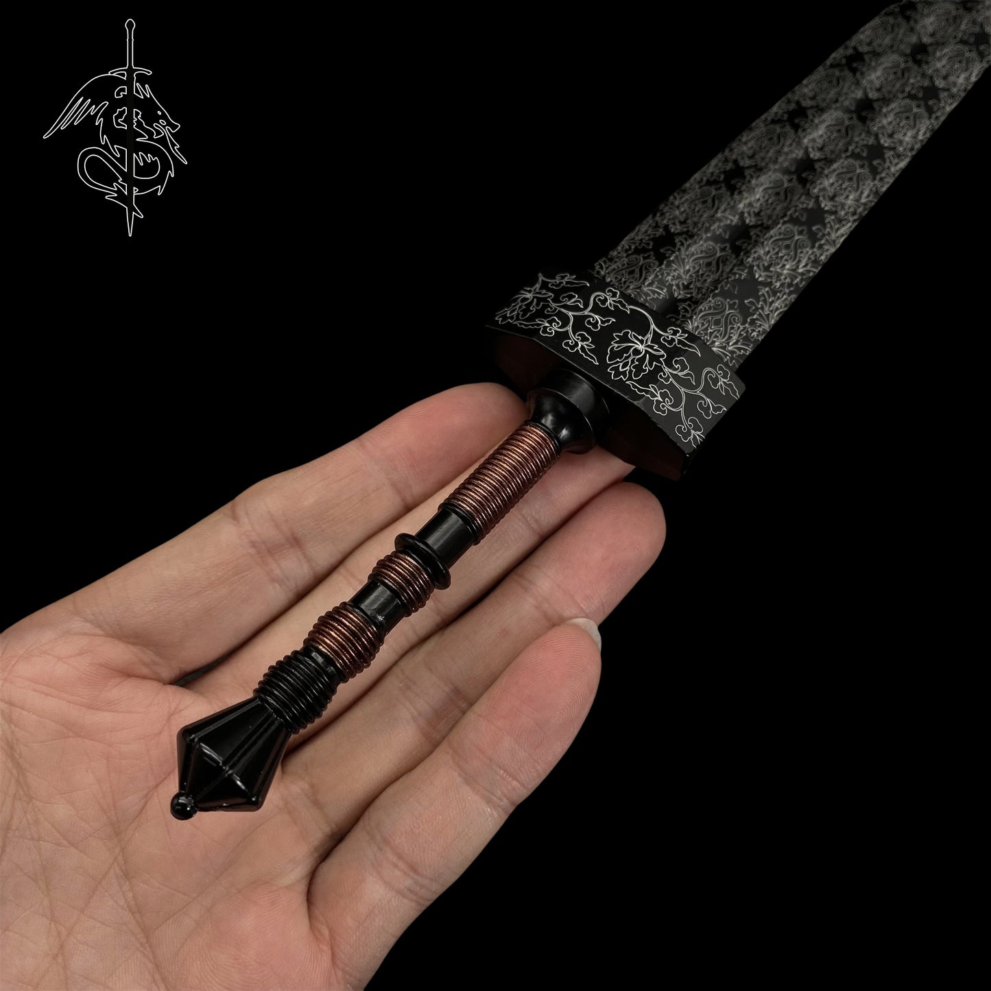 ER Black Classical Greatsword 11.8'' Metal Replica