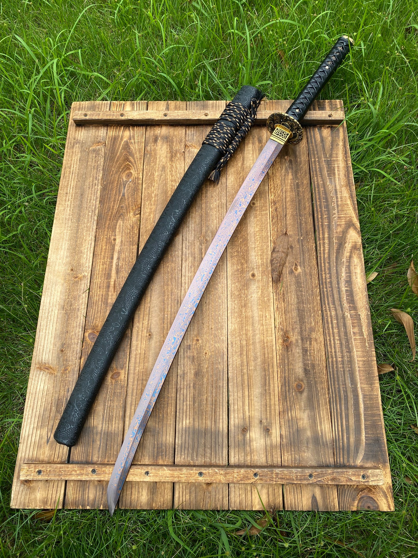 Japanese Katana- Black Shadow Serpent