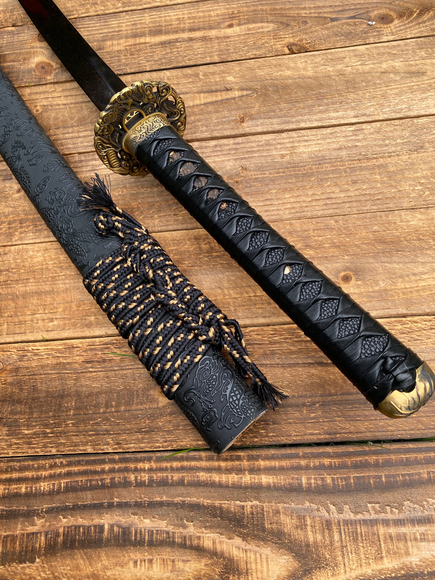 Japanese Katana- Black Shadow Serpent