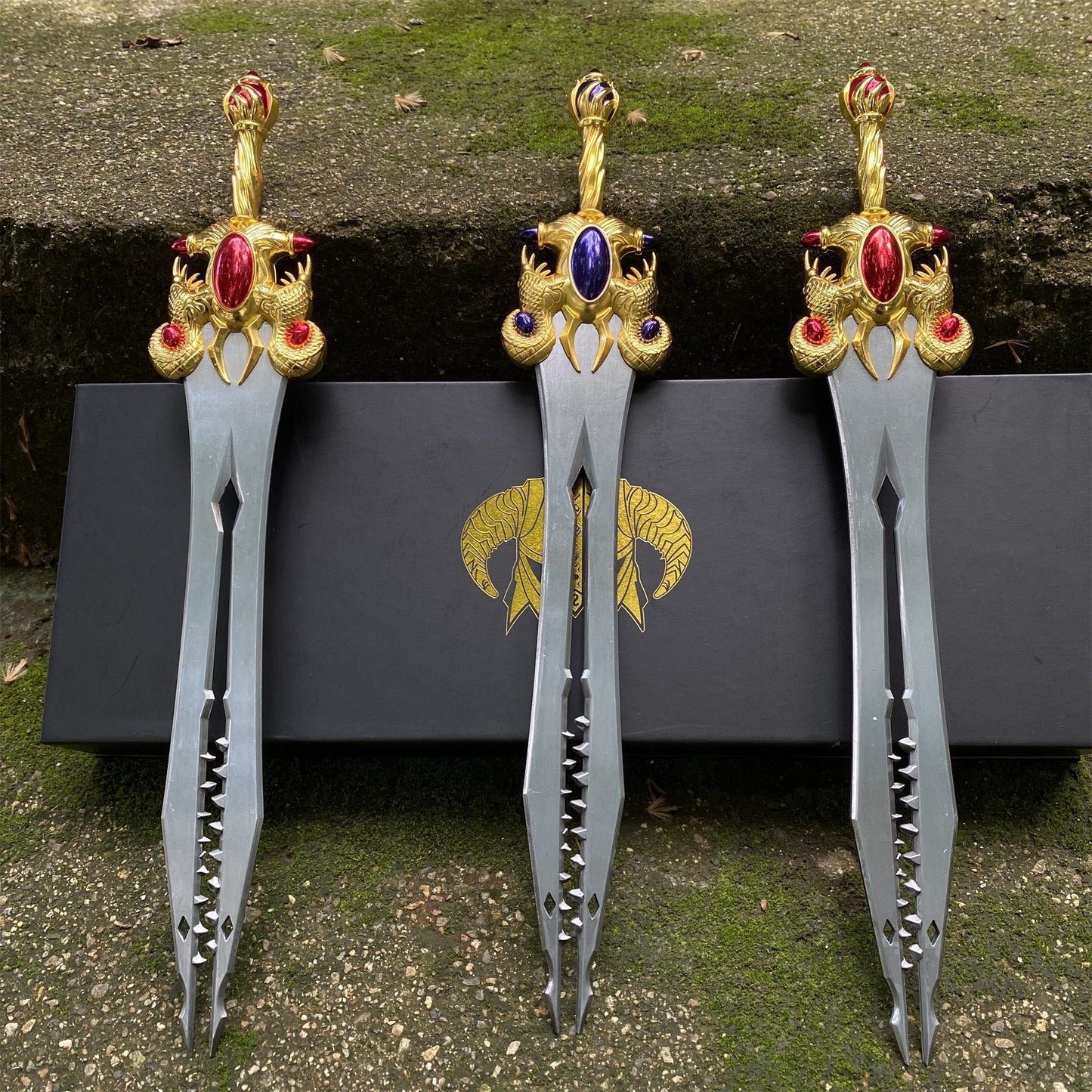 Dawnfang/Duskfang Sword Metal Replica