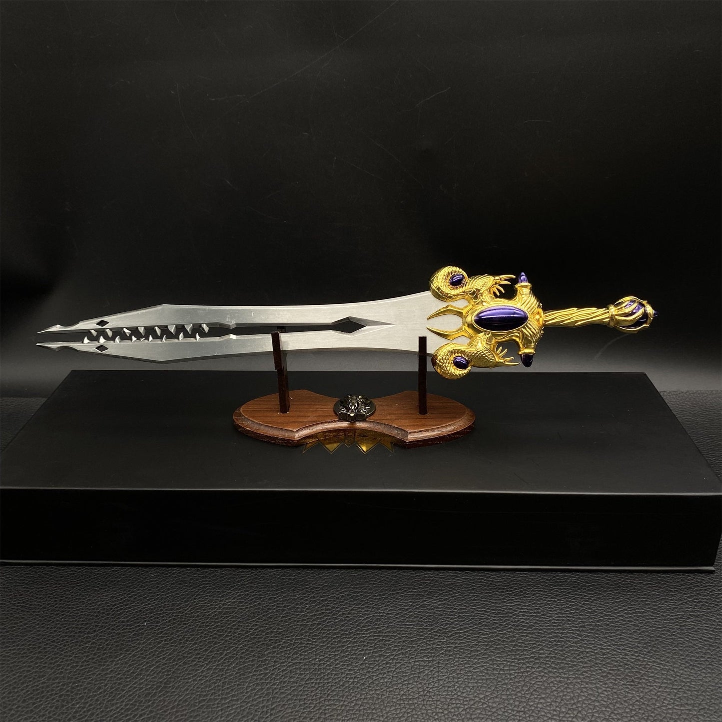 Dawnfang/Duskfang Sword Metal Replica