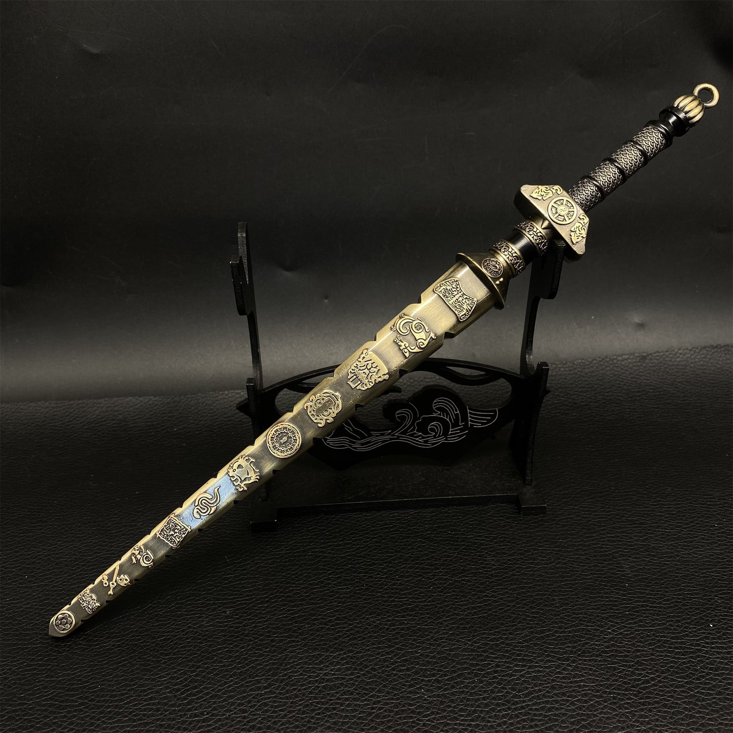 Cold Weapon Demon-Subduing Breaker Metal Mini Replica
