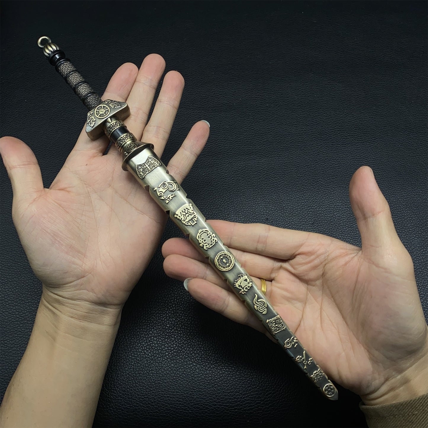 Cold Weapon Demon-Subduing Breaker Metal Mini Replica
