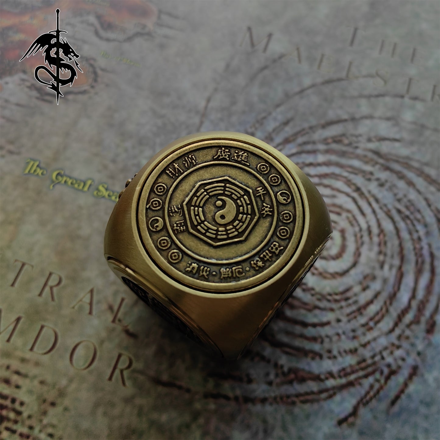 Brass Rotating Square Dice Fingertip Spinner Toy