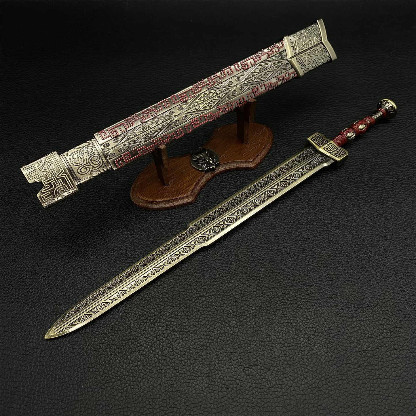 Naraka: Bladepoint Game Peripherals Ding Qin Sword Metal Craft Weapon