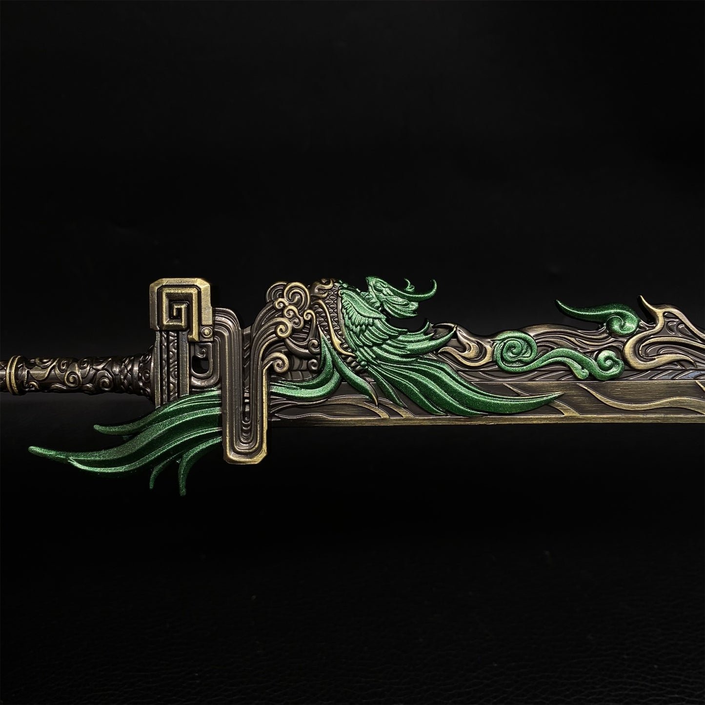 Chinese Phoenix Broadsword Metal Miniature Craft