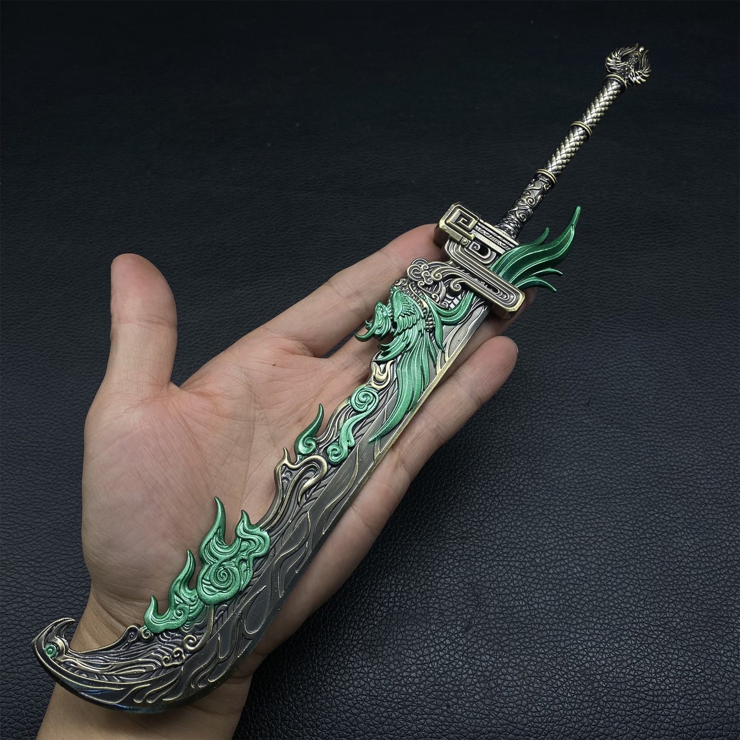 Dragon Sparrow Broad Knife Metal Mini Replica