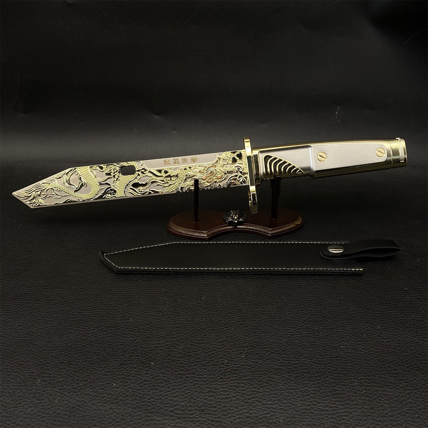 DF Dragon Tooth Knife Metal Blunt Prop 32CM/12.6"