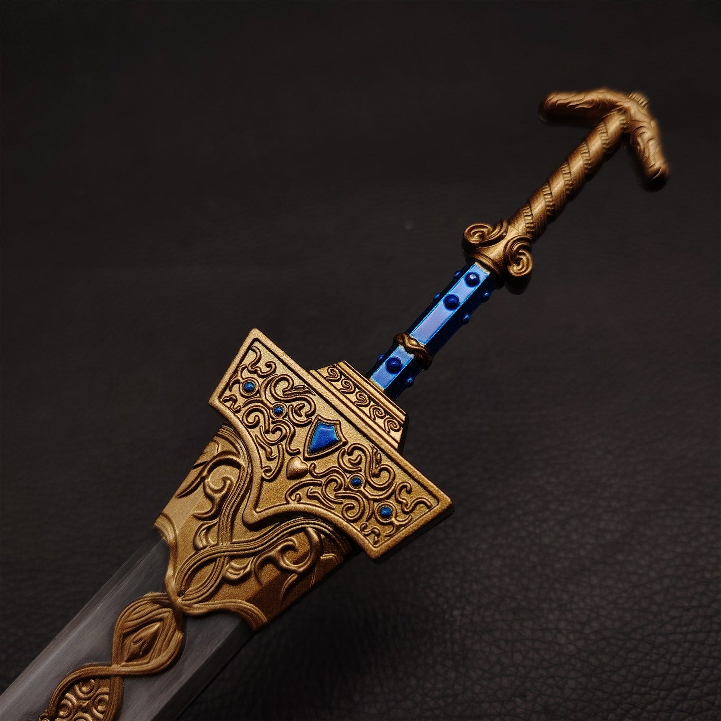 ER Soul Game Royal Greatsword Metal Miniature