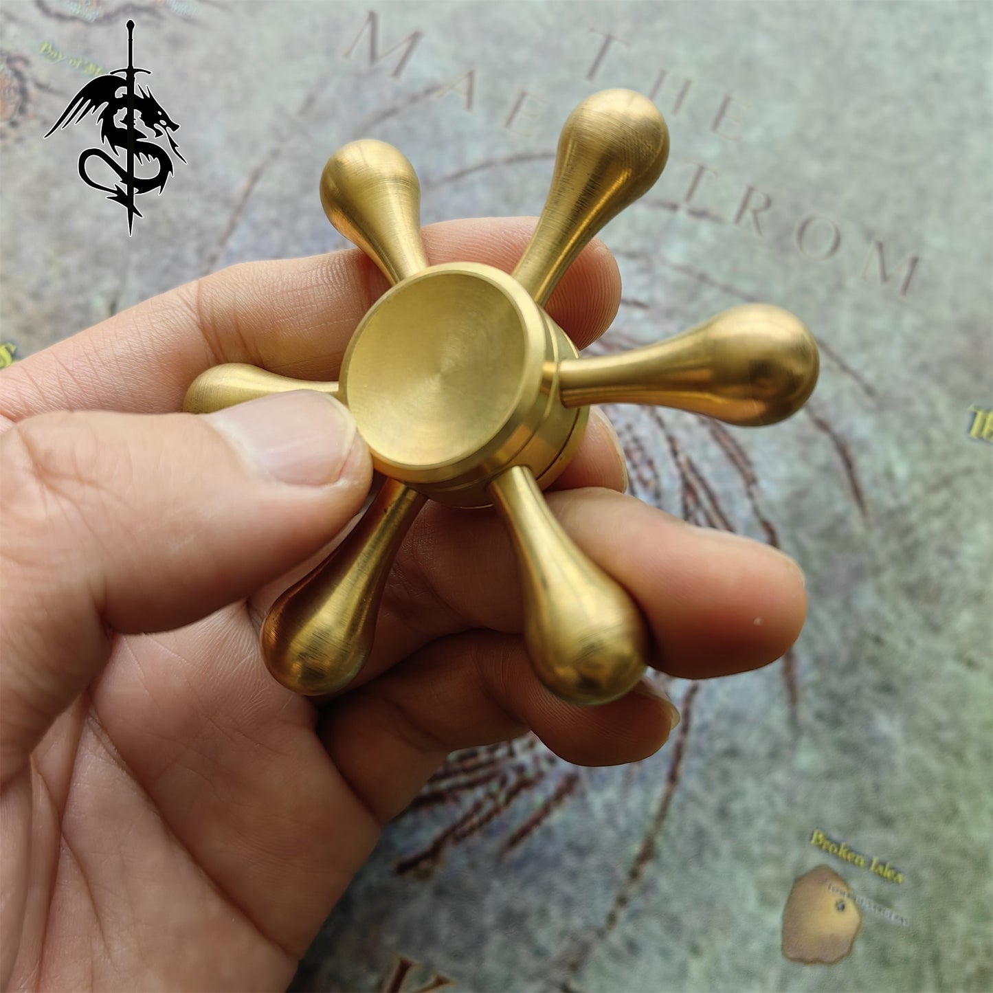 Brass Water Droplet And Sun Rotating Toy Fingertip Spinner