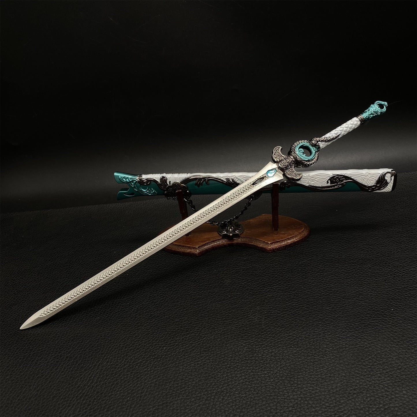 Anime Peripheral Sixteen Prefectures Flying Wave Sword Metal Replica
