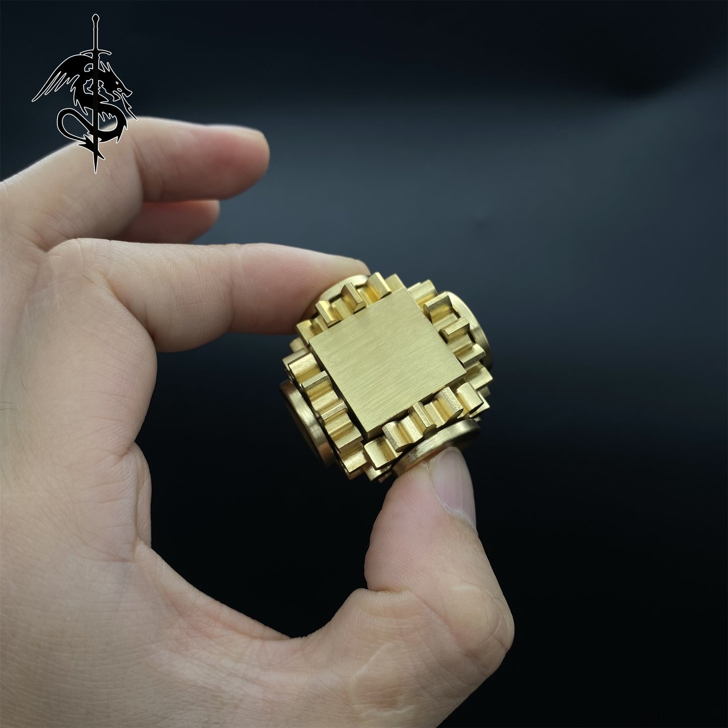 Brass Rotating Gear Rubik's Cube Fingertip Spinner