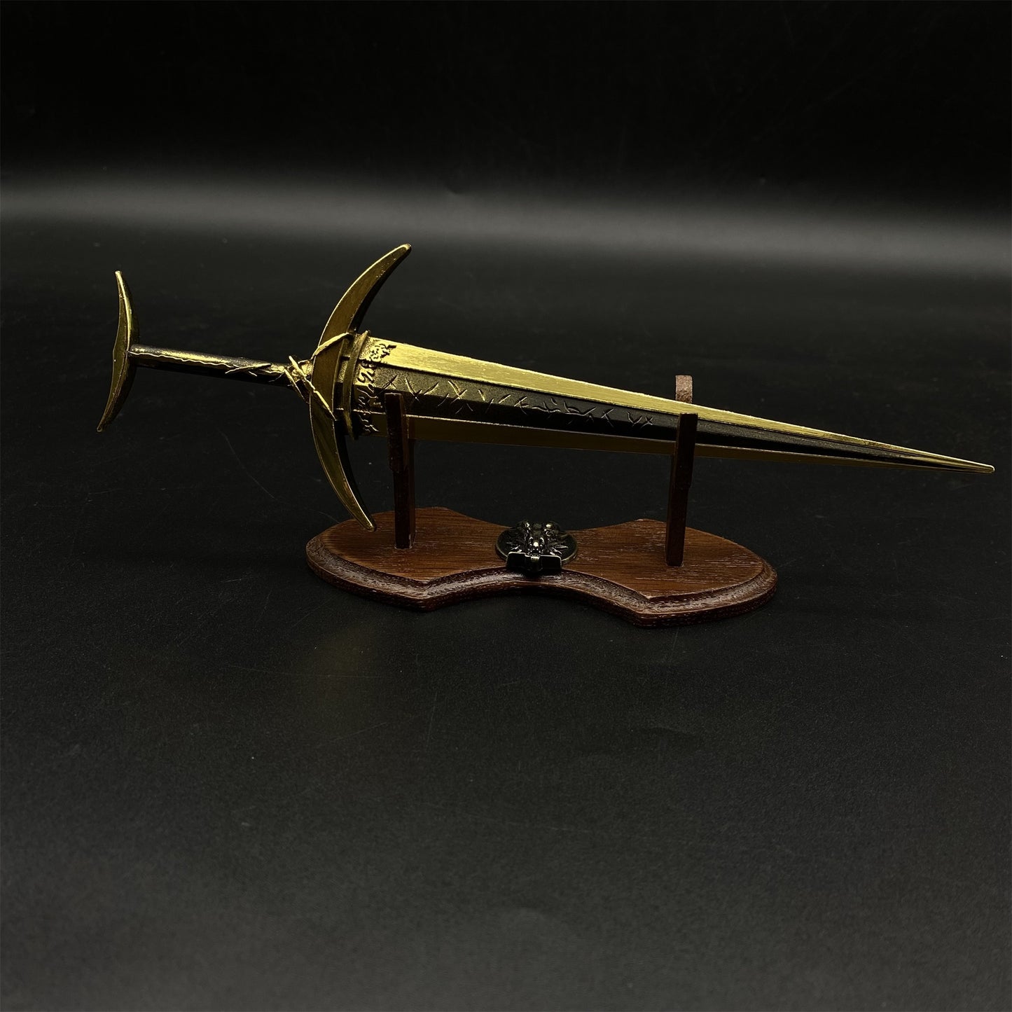 ER Golden Order Greatsword Metal Miniature
