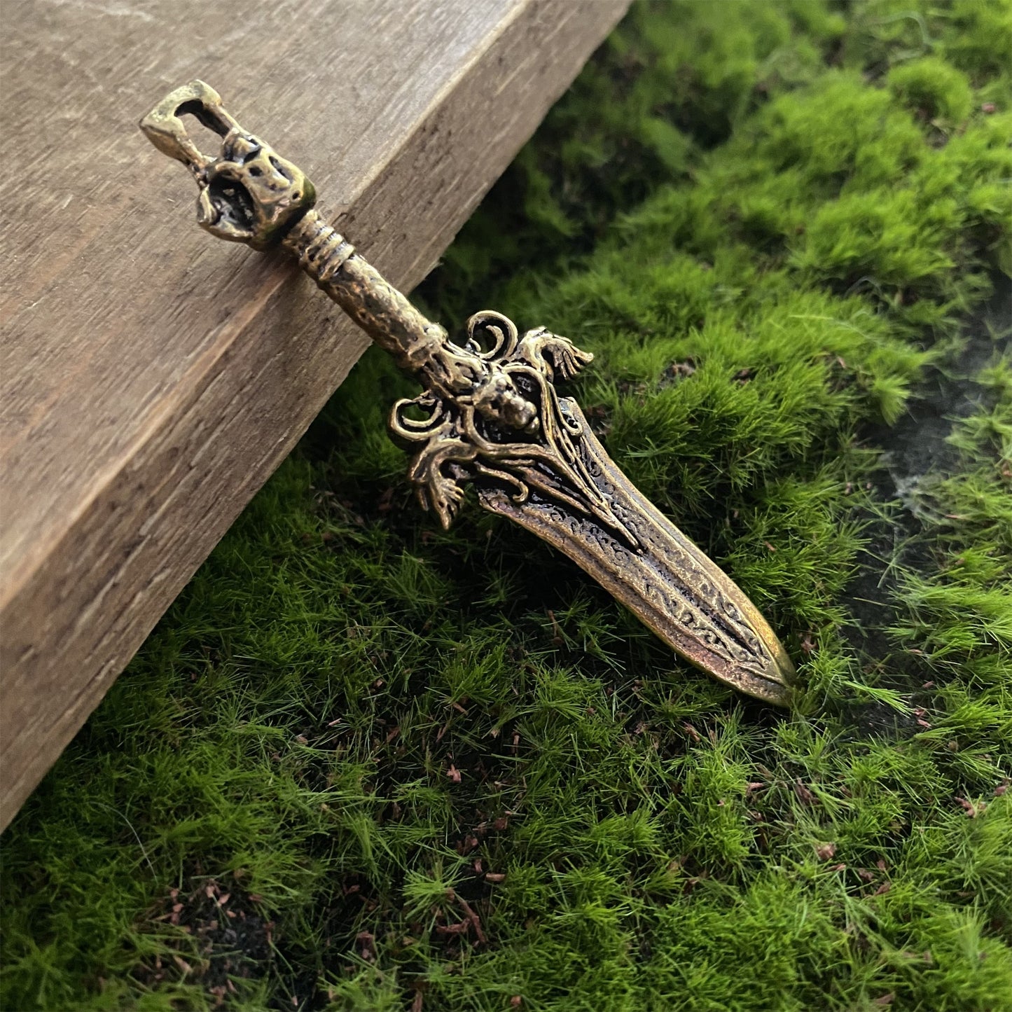 Super Mini Royal Guard Sword Copper Replica