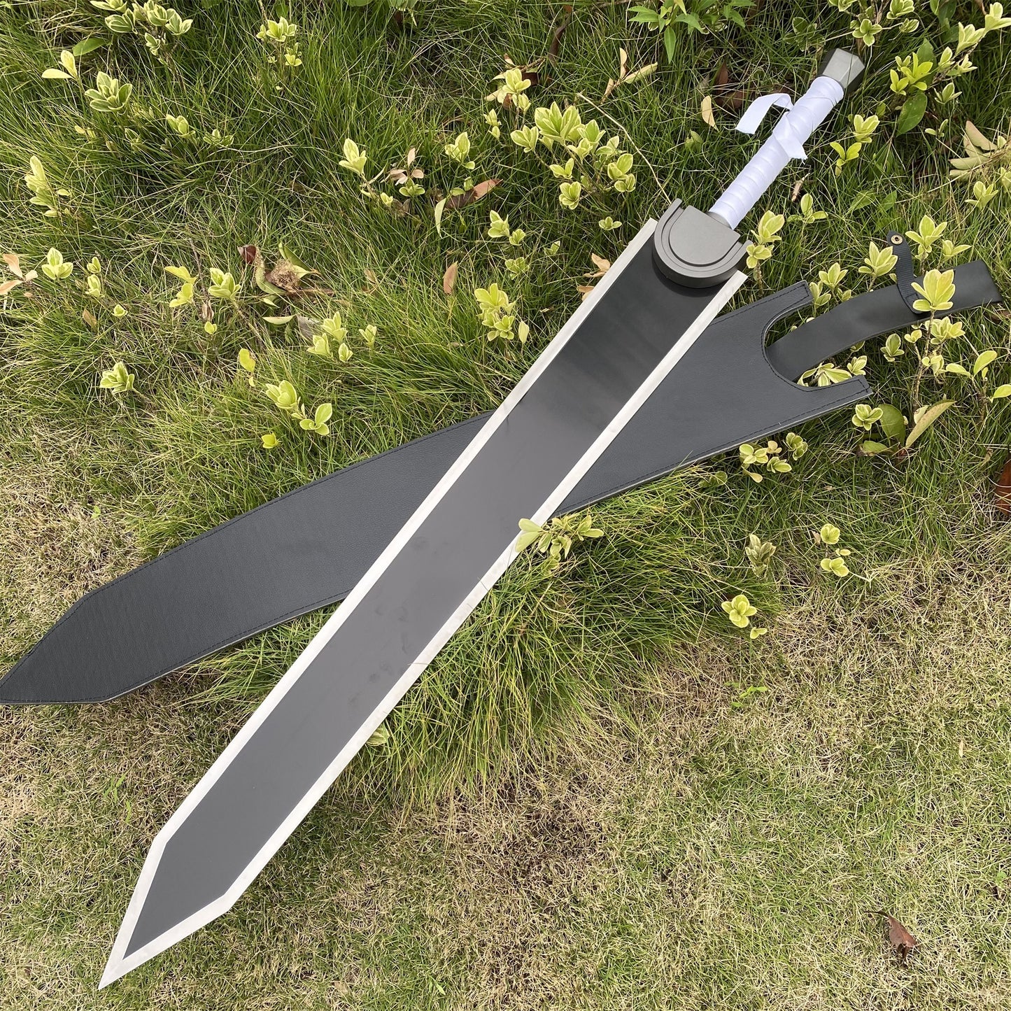 Life-size Guts Sword Metal Replica