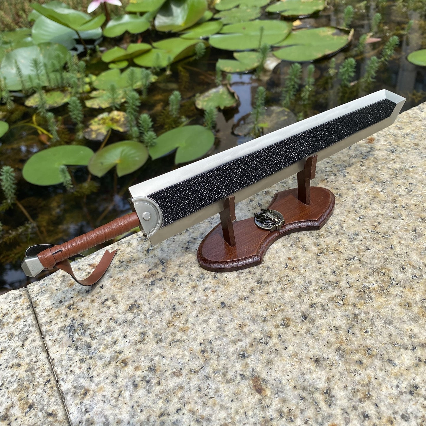 Guts Sword Replica Dragon Slayer Metal Miniature