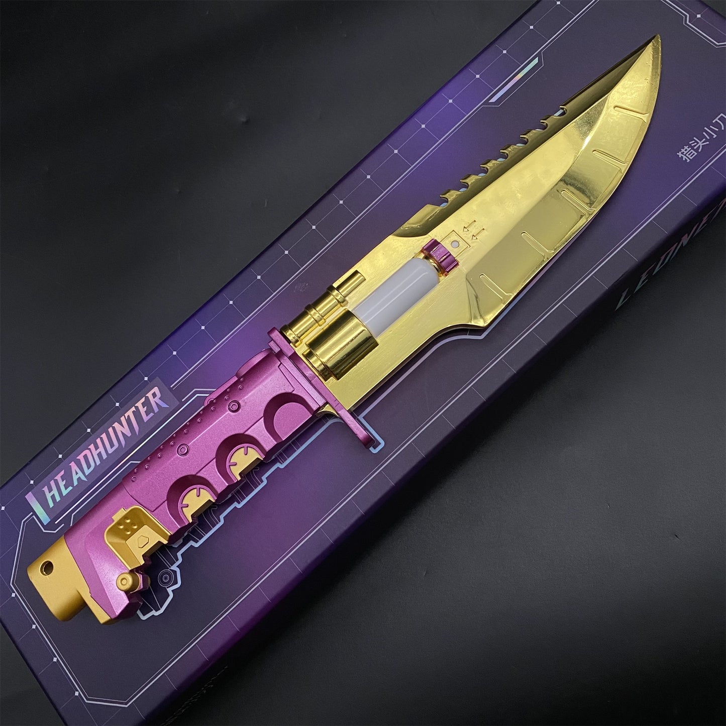 IRL Cyberpunk Headhunter Metal Replica