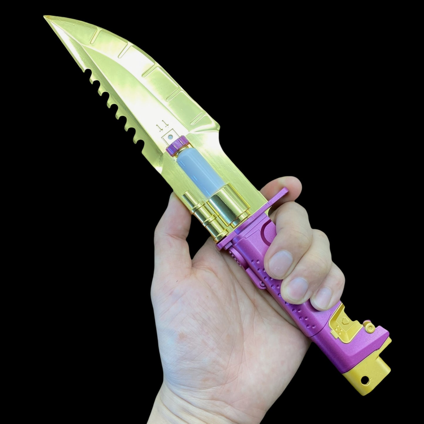 IRL Cyberpunk Headhunter Metal Replica