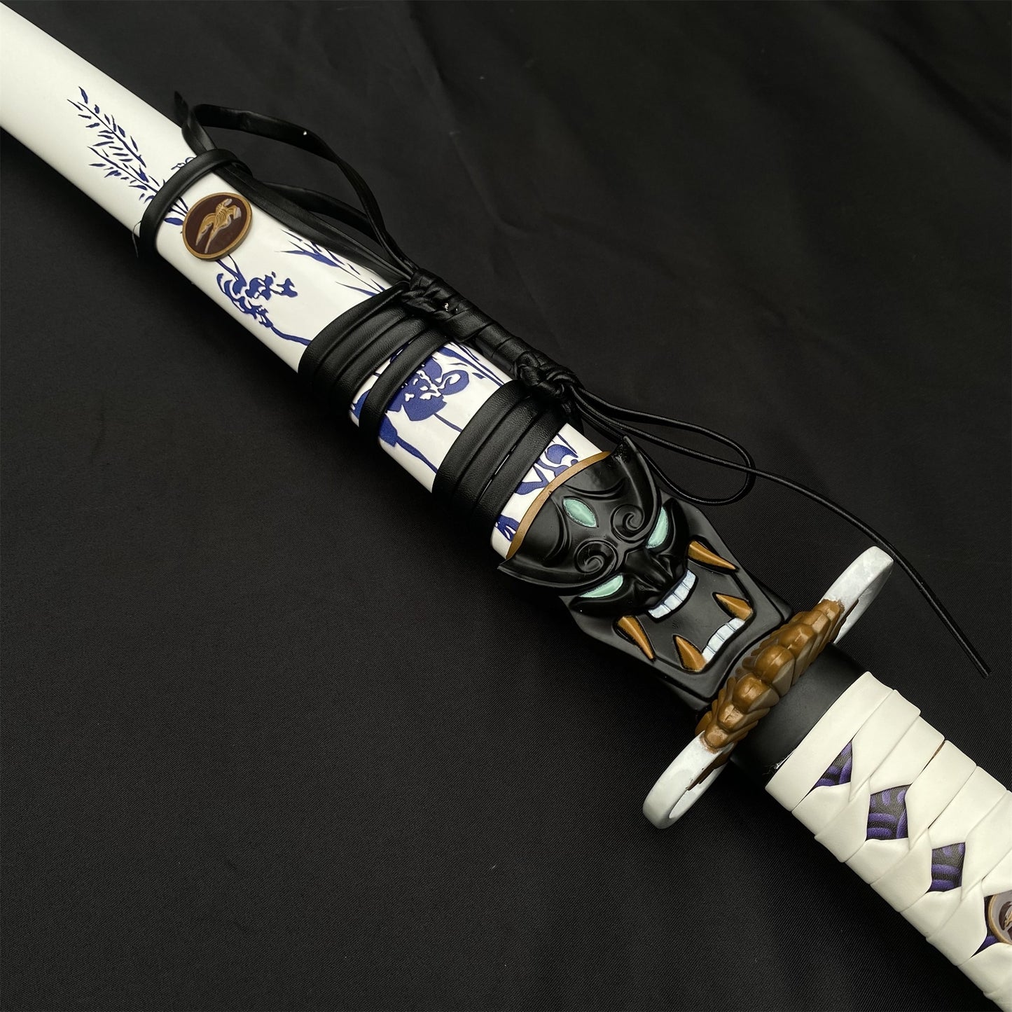 Life-size Onimaru Kunitsuna Katana Replica