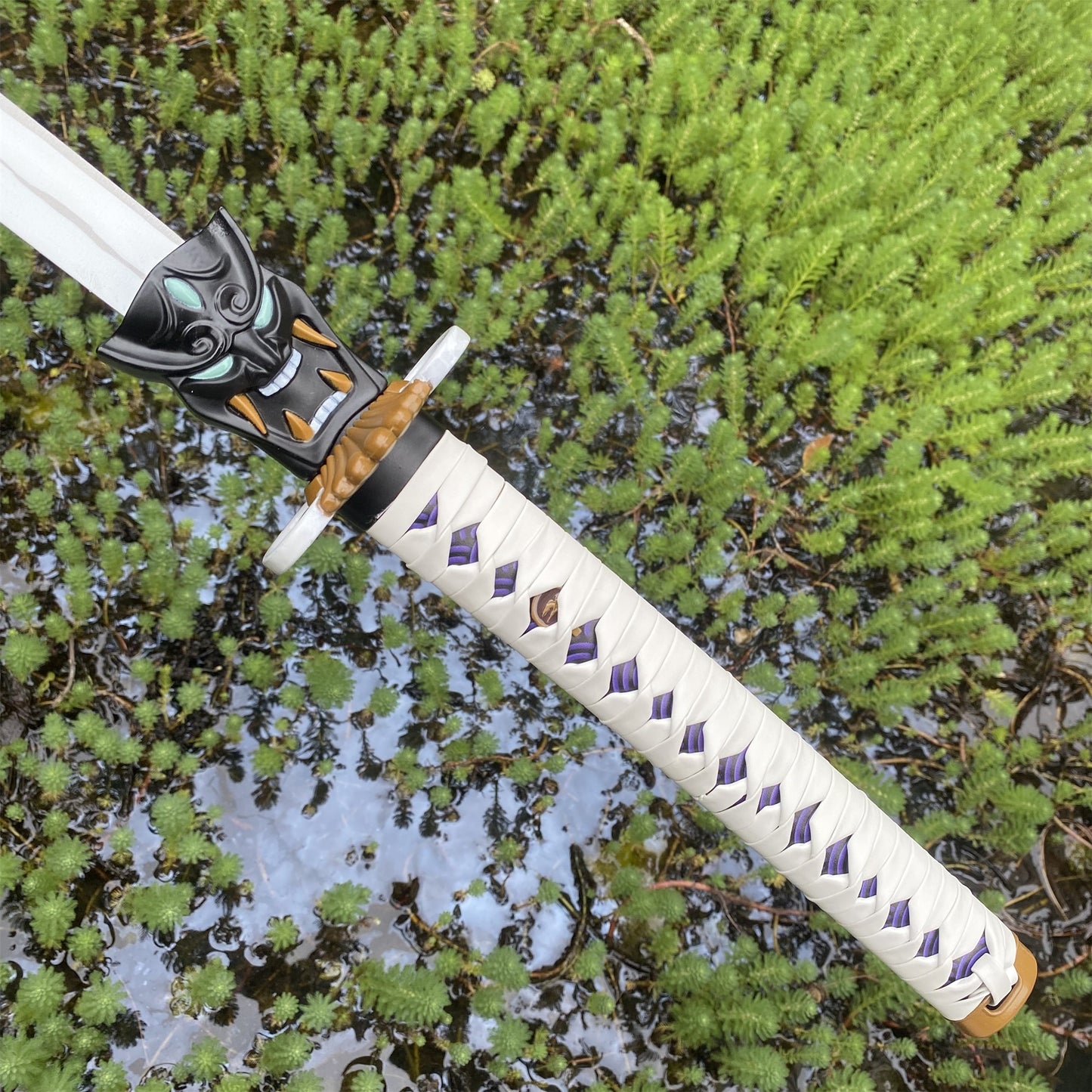 Life-size Onimaru Kunitsuna Katana Replica