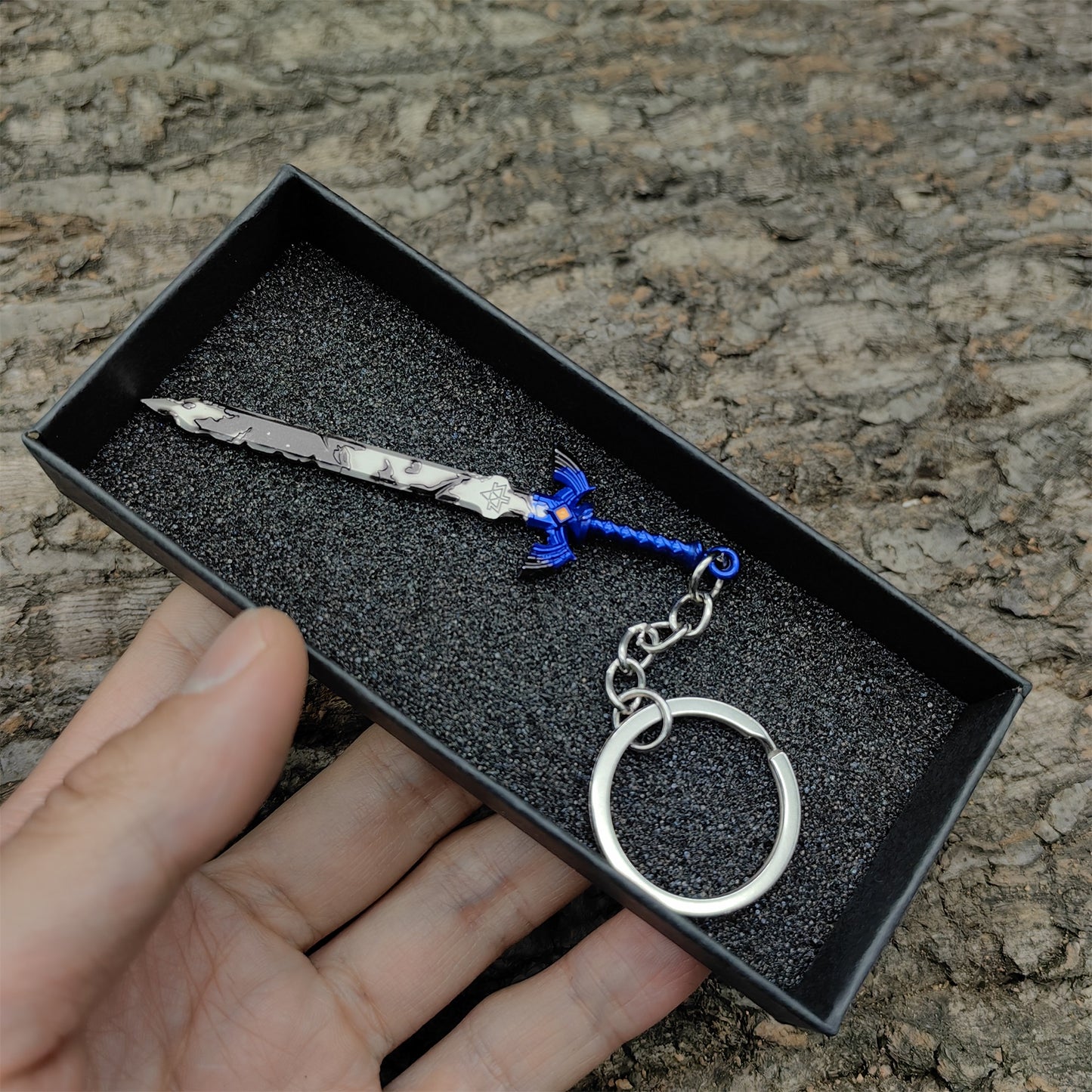 Metal Master Sword Weapon Keychain 7 In 1 Pack
