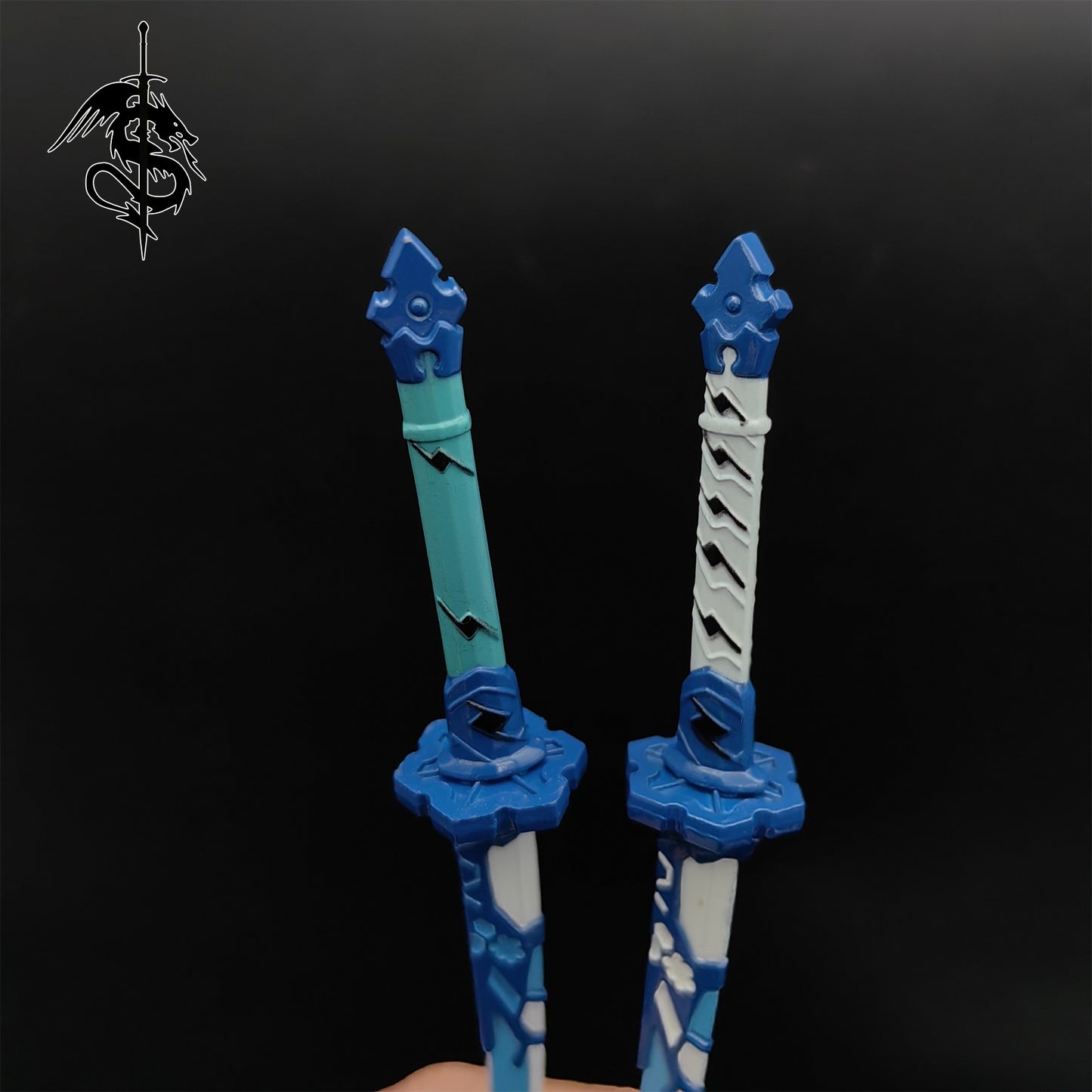 Dual Katana Miniature Figure Weapon