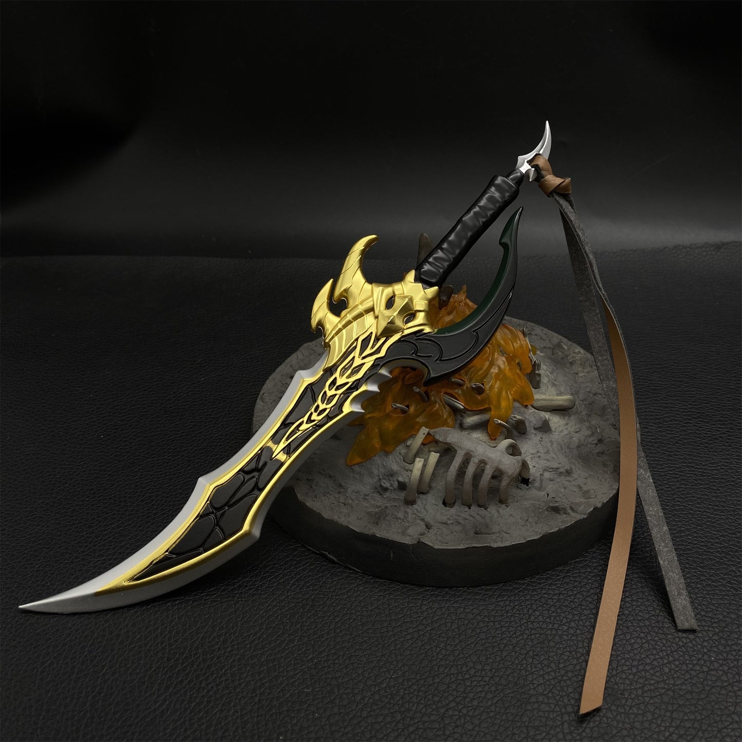 Mini Kasaka's Venom Fang And Knight Killer Dagger Metal Replica