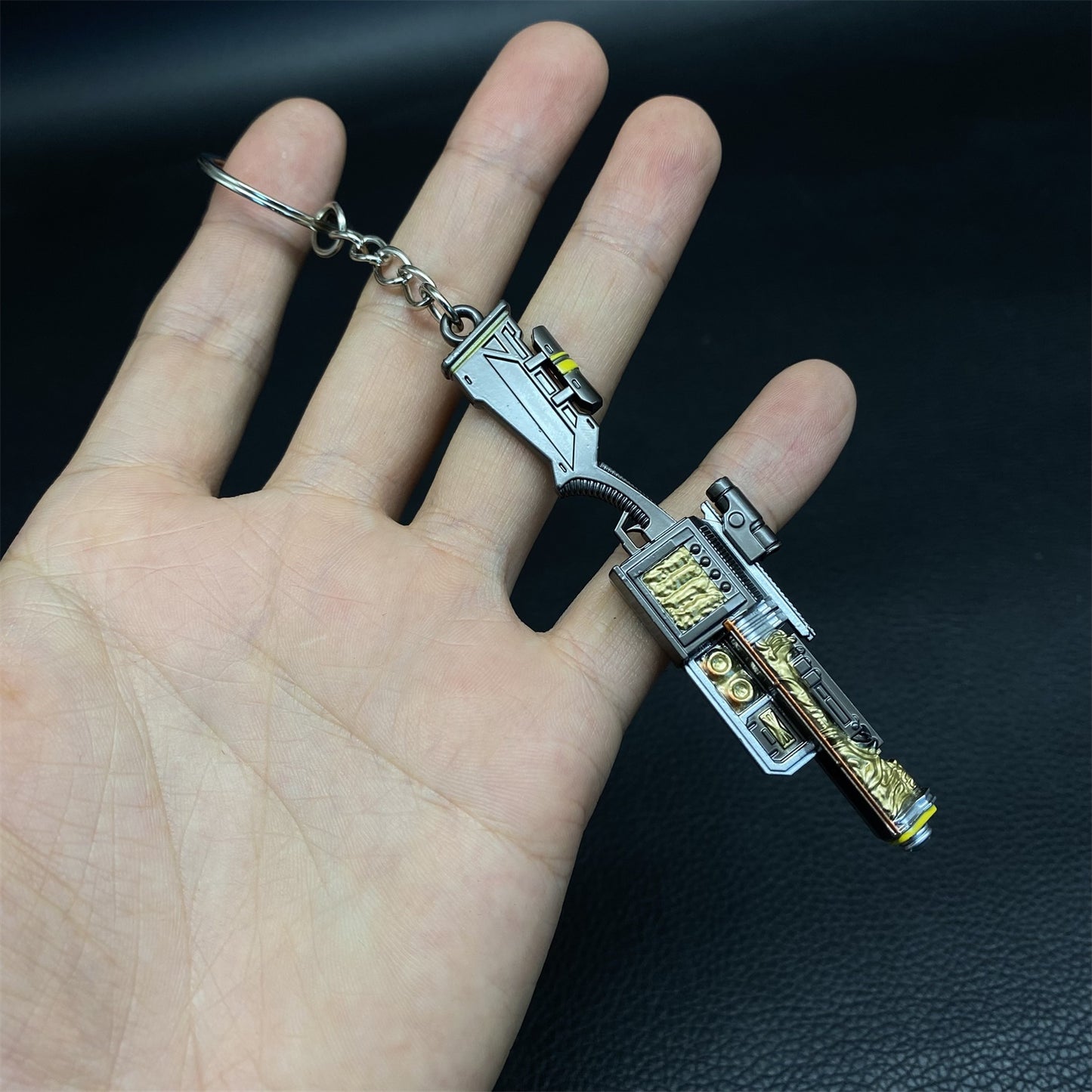Tiny LAS17 Metal Gun Keychain