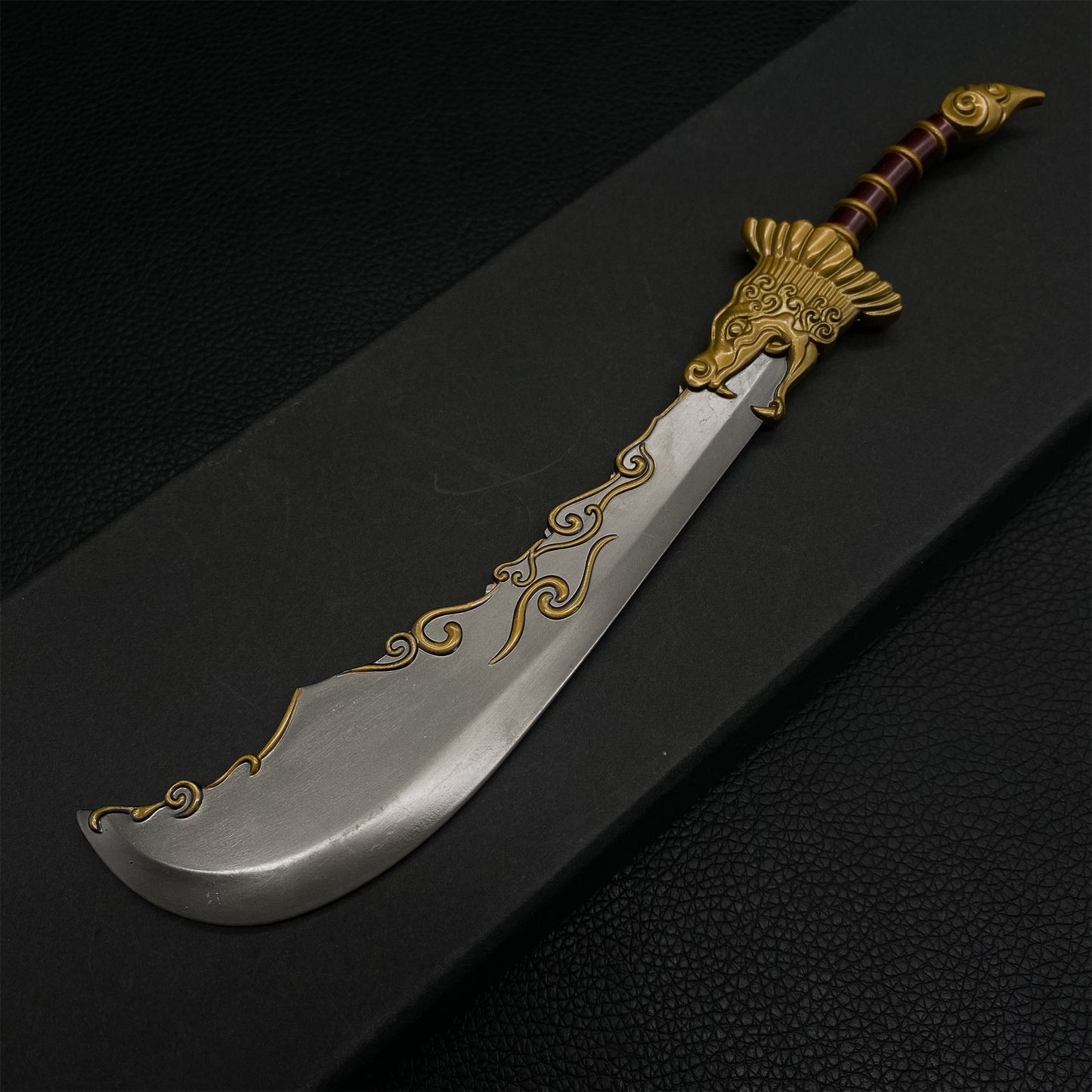 Chinese Lion Headed Broadsword Metal Replica