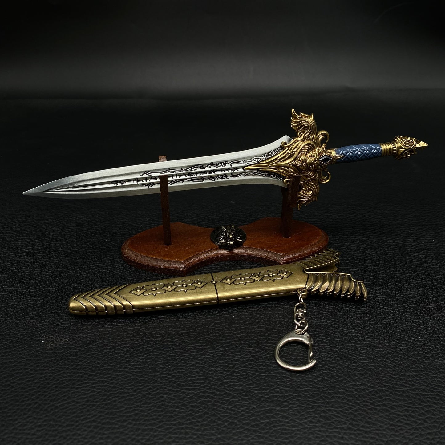 WOW Royal Guard Sword Metal Replica