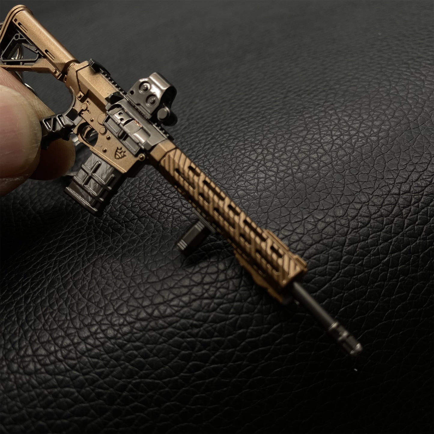 Tiny M110 Assault Rifle Metal Gun Keychain