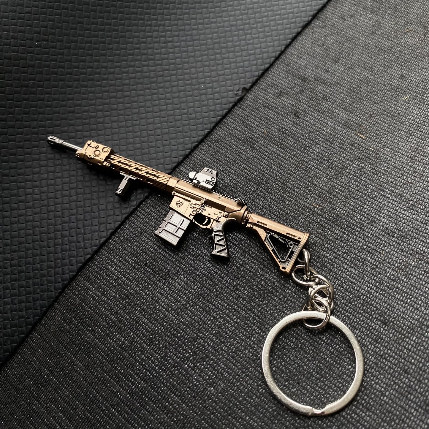 Tiny M110 Assault Rifle Metal Gun Keychain