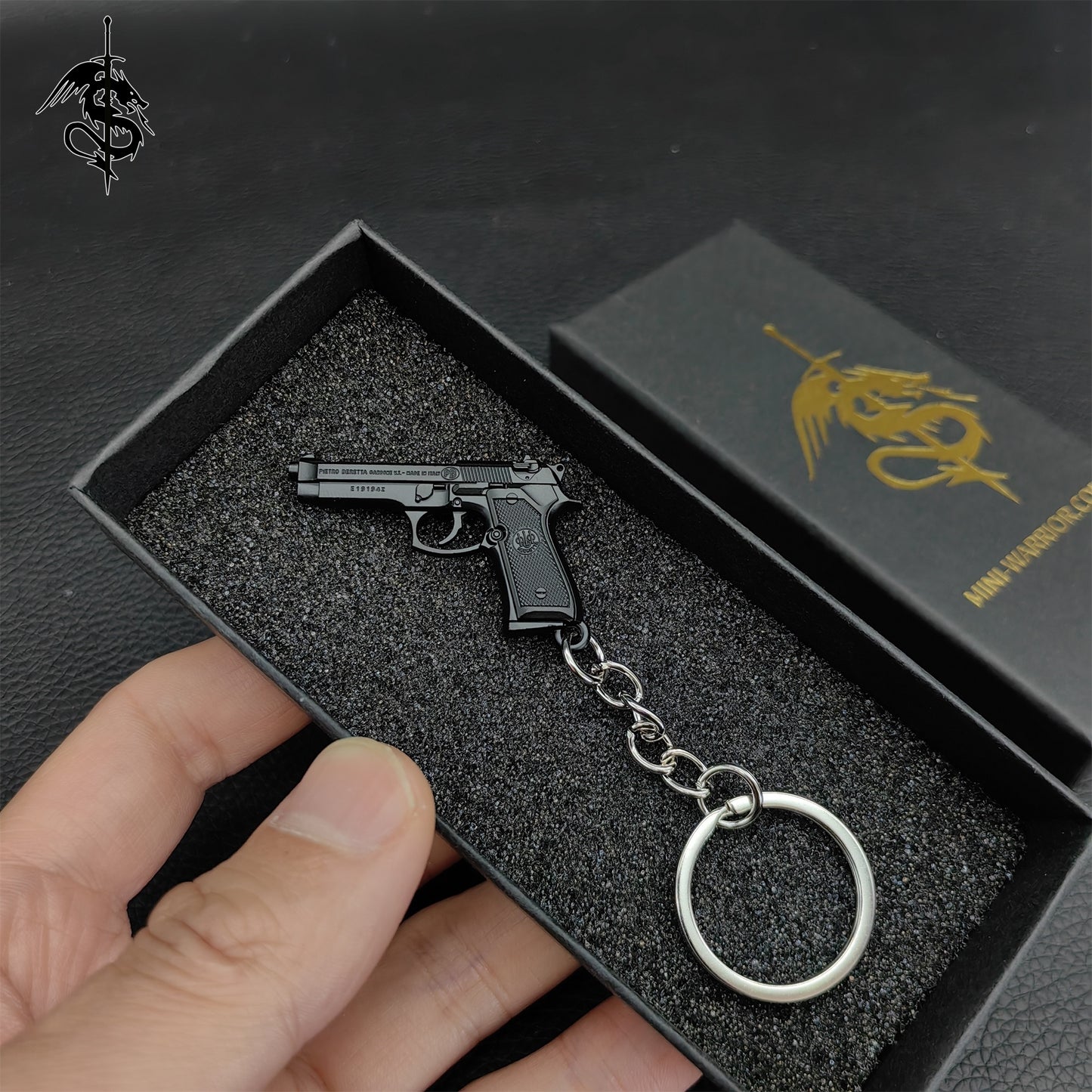 Metal Mini M92F Gun Keychain Beretta 92 Model Pendant