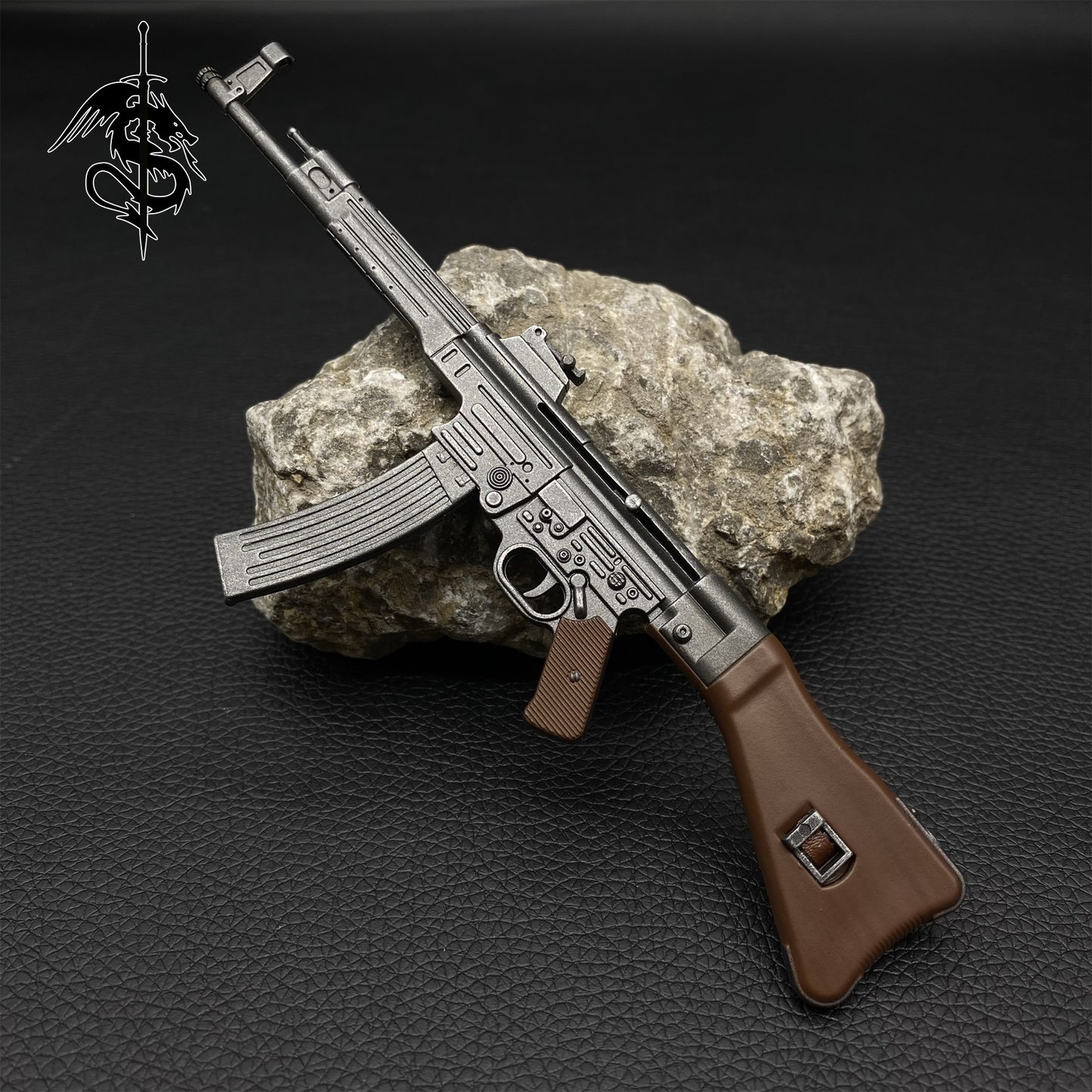 One-Sixth StG44 Gun Replica Mp44 Mini Scale Soldier Weapon