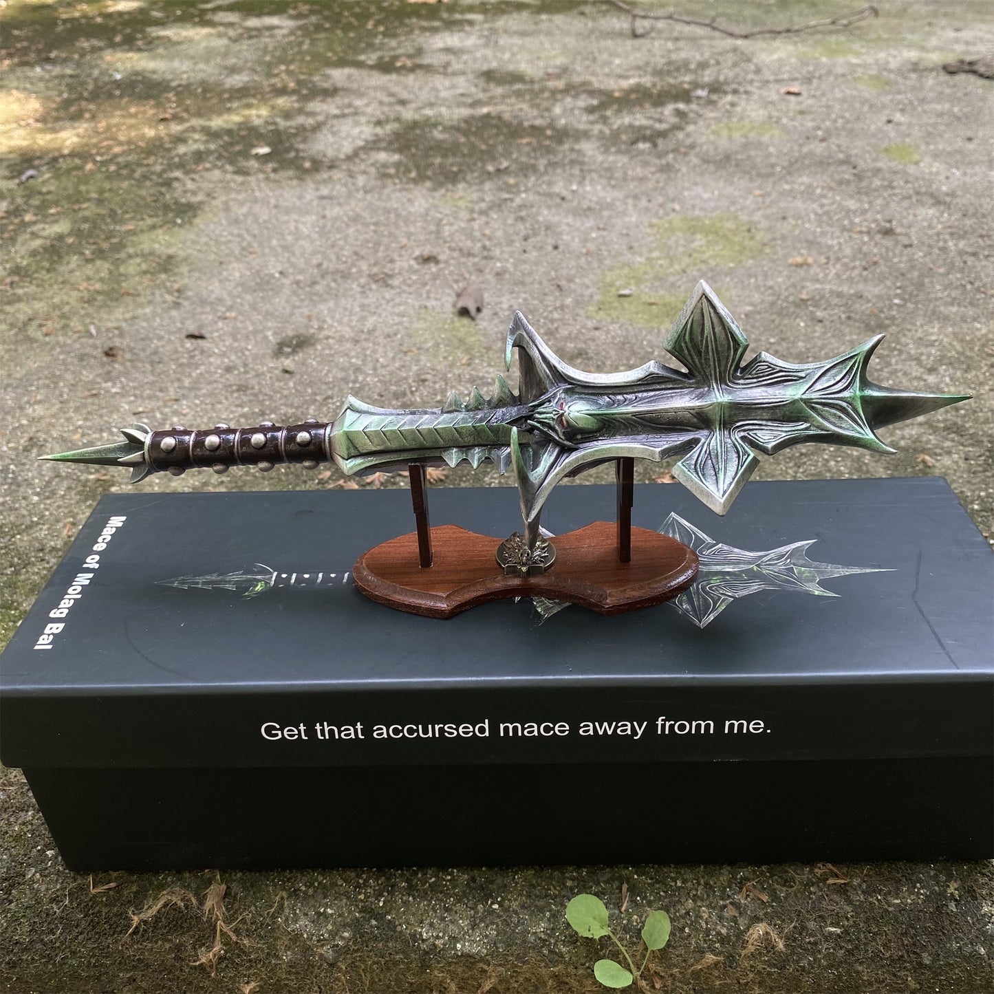 1:2 Skyrim Mace of Molag Bal Metal Replica
