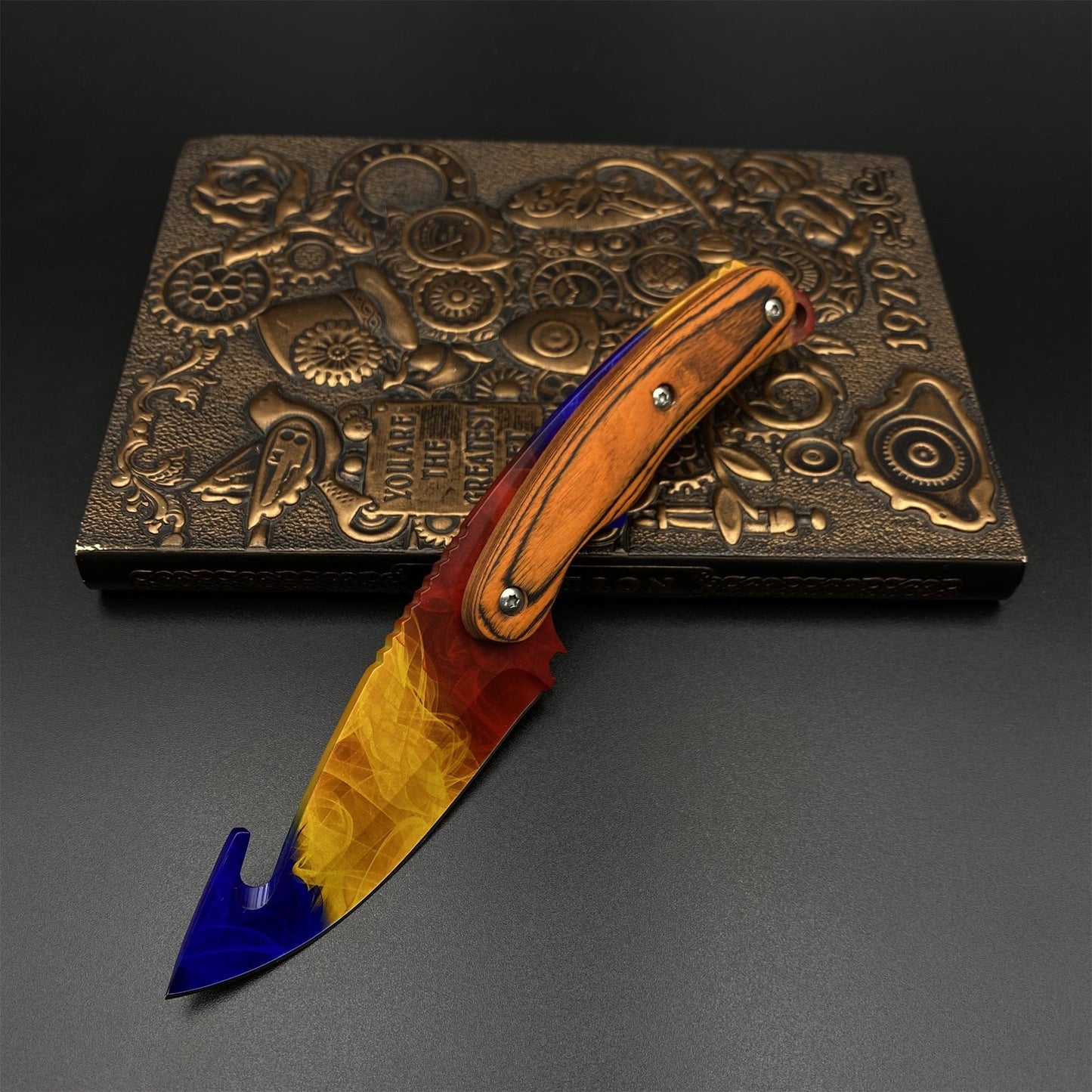 420 Steel CS2 Fire Gradient Knife Collectible Model Outdoor Camping Knife