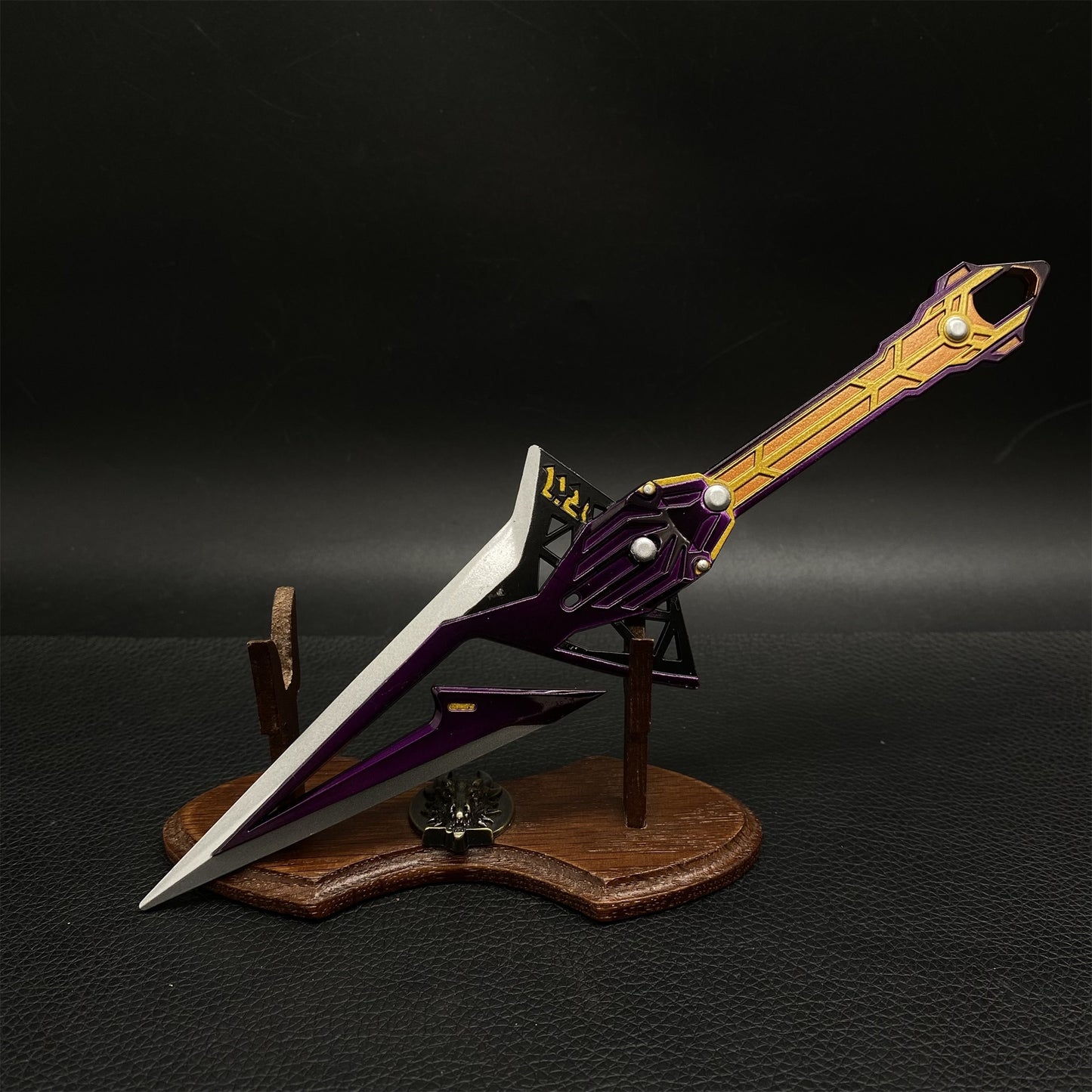 Game Peripherals Minimalist Arms Metal Replica