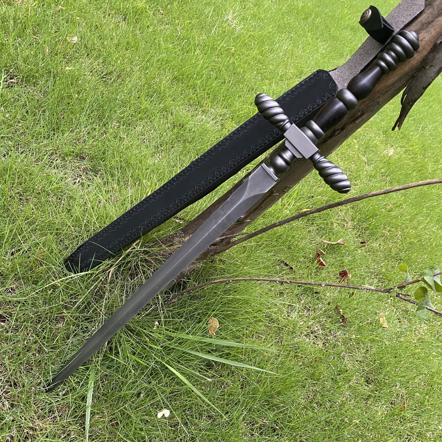 IRL Misericorde Short Sword 1045 Carbon Steel Version