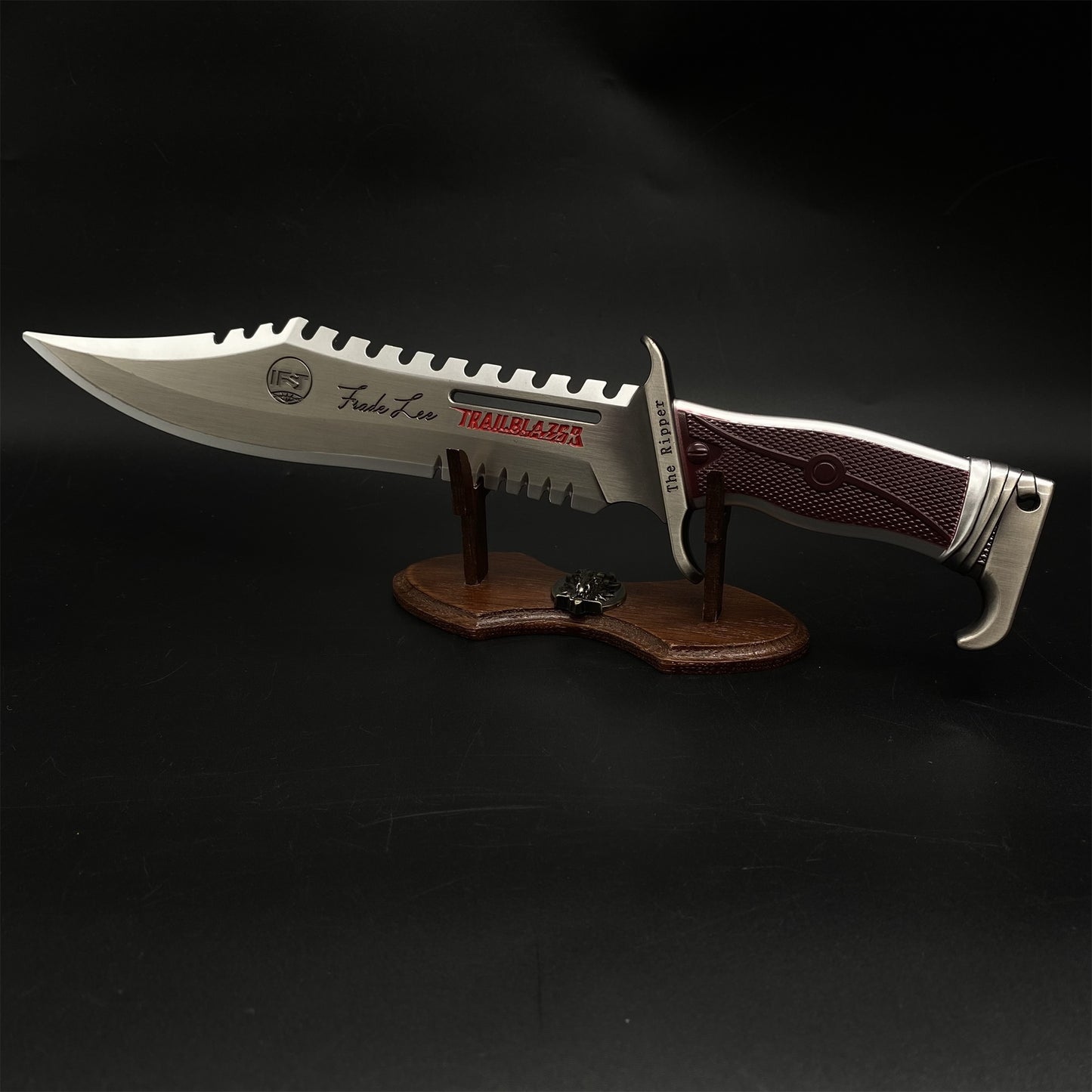 Pathfinder's Cleaver Dagger Metal Replica